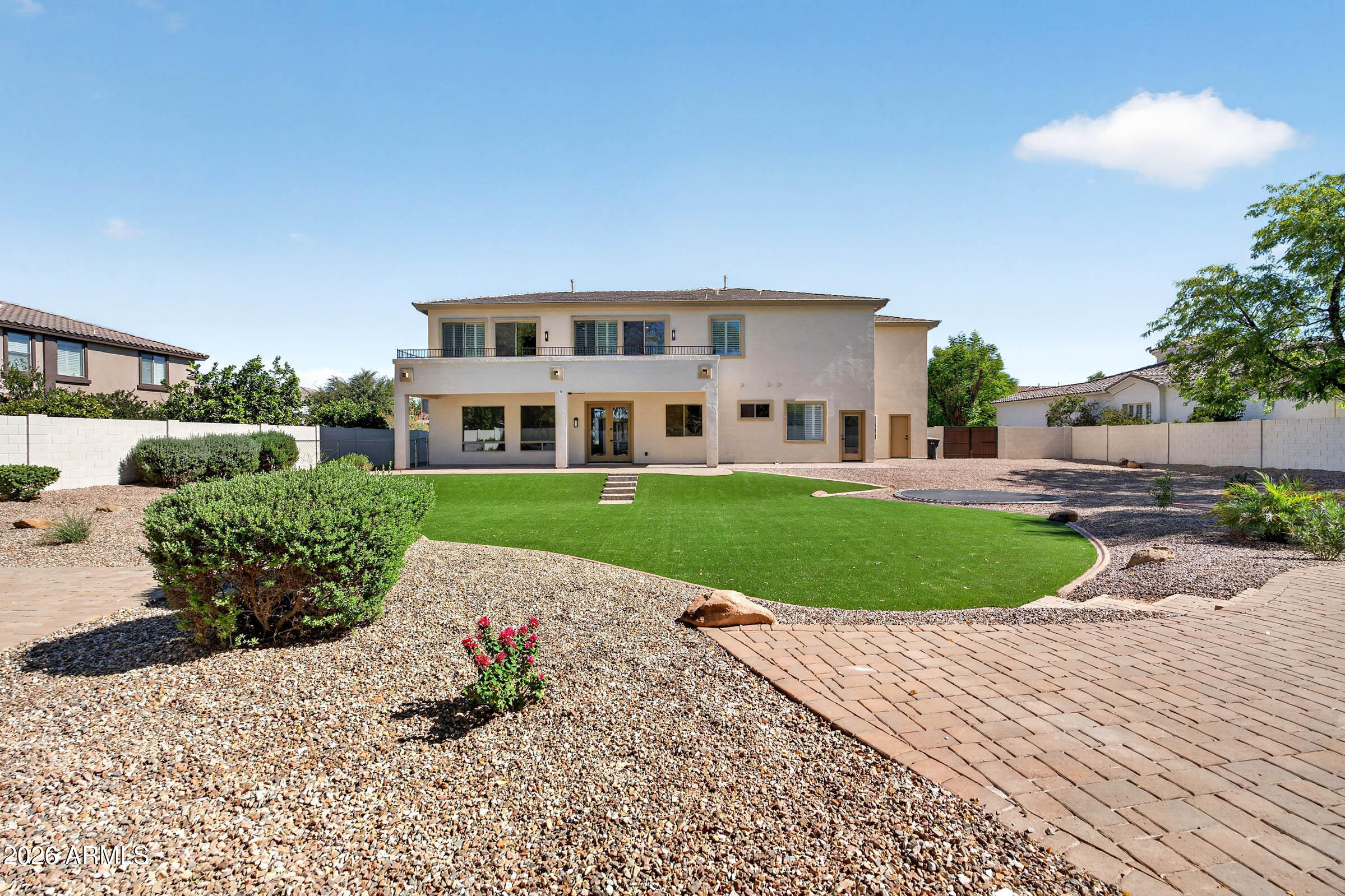 1933 E GEMINI Place