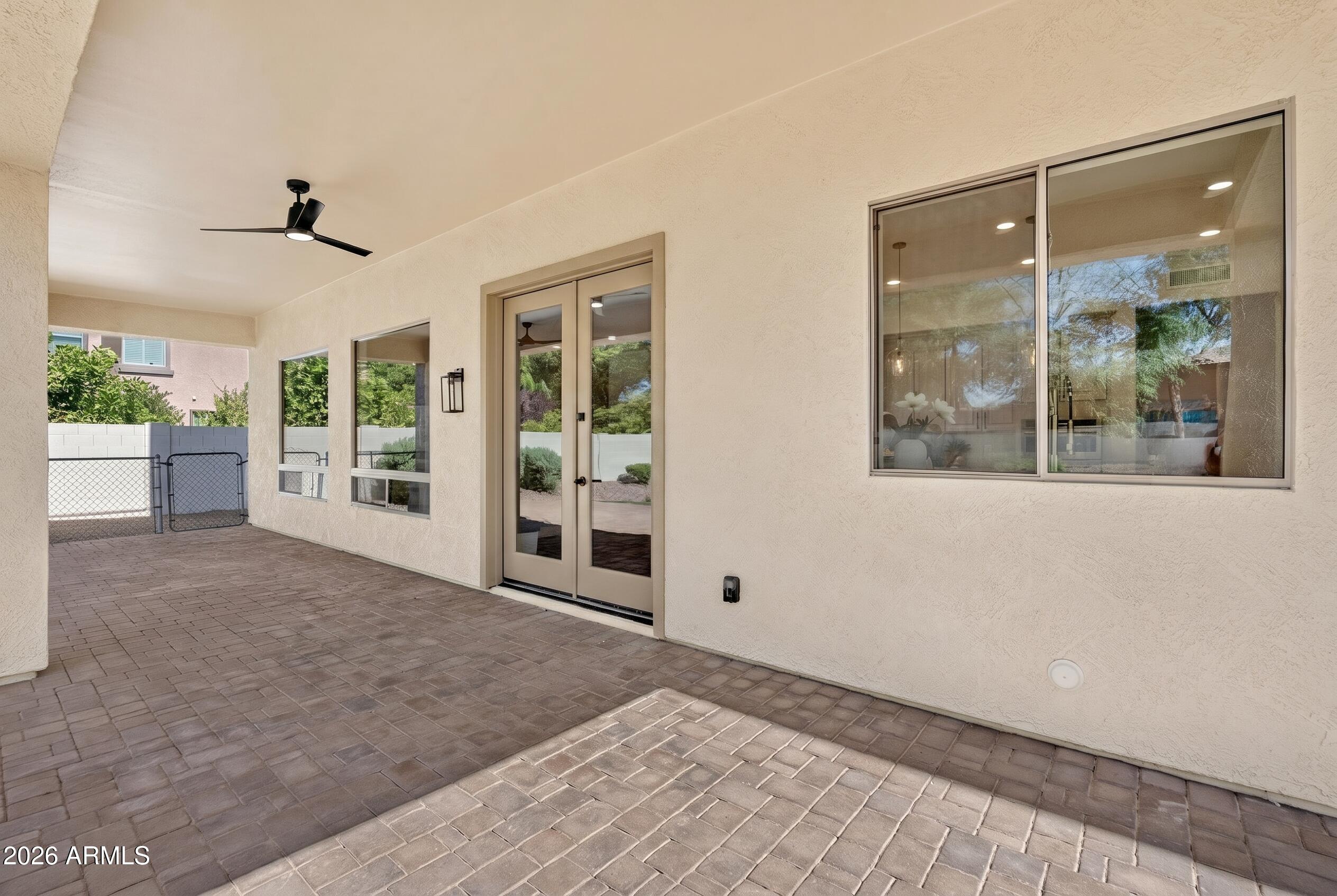 1933 E GEMINI Place