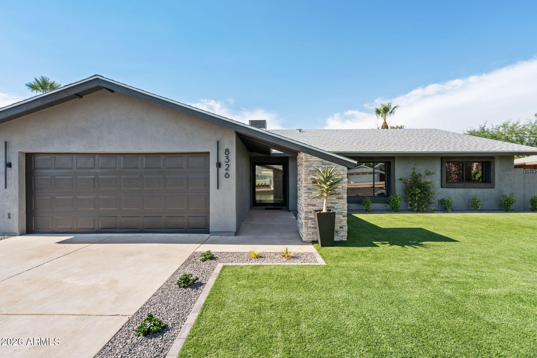 8326 E VALLEY VIEW Road