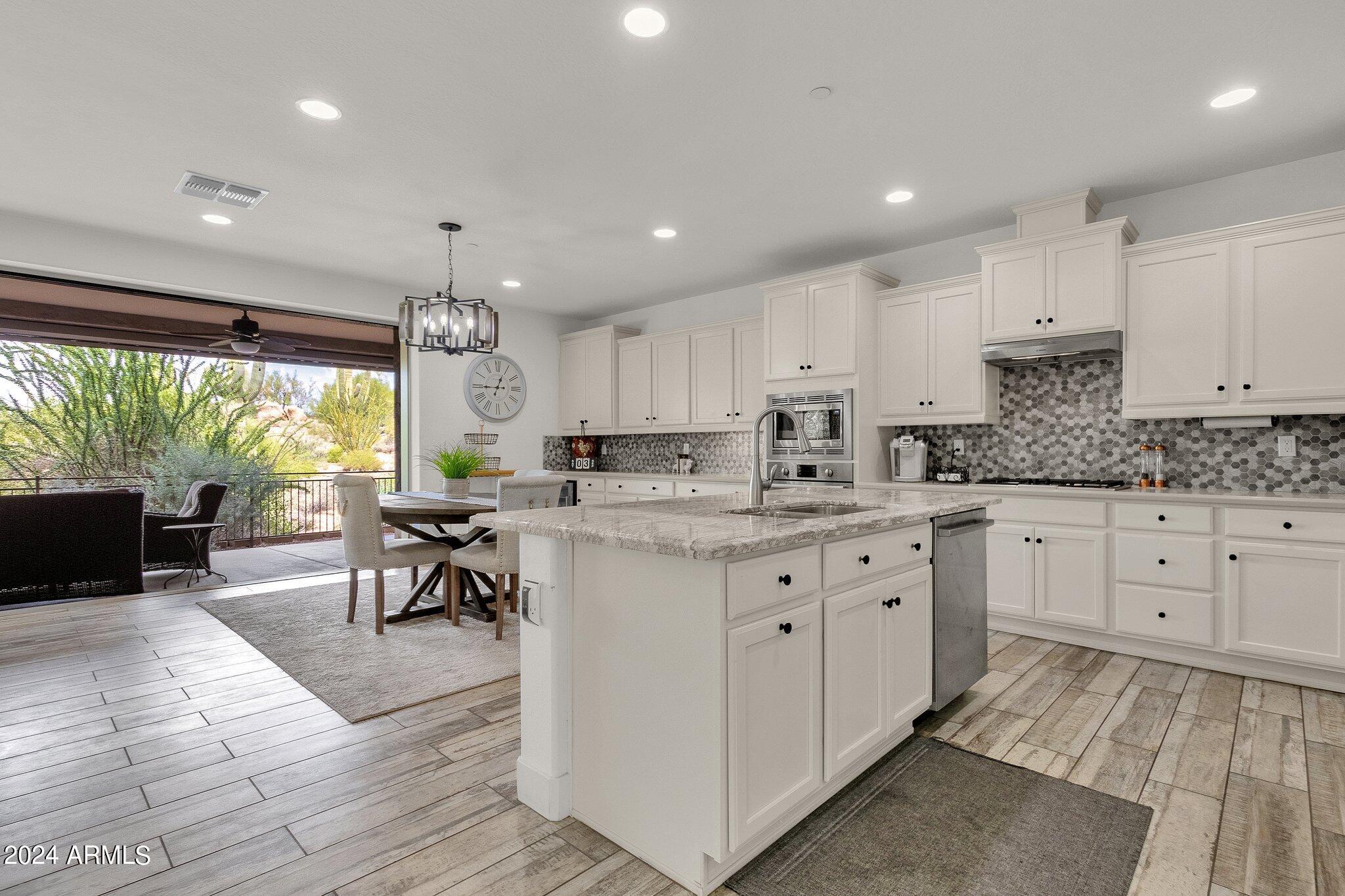10260 E WHITE FEATHER Lane 1025
