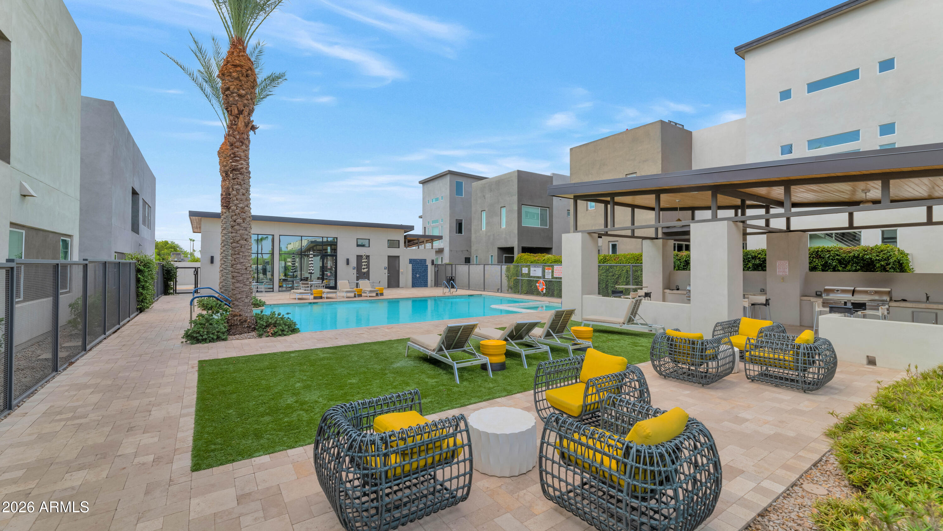 6940 E LYRA Drive