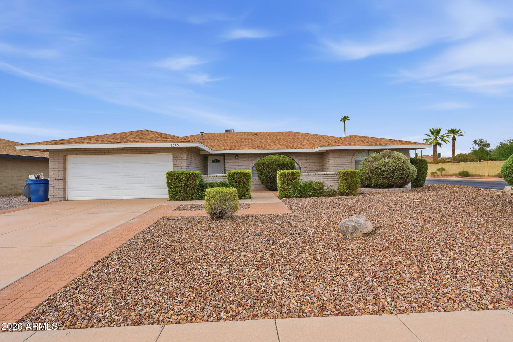 2546 E GENEVA Drive