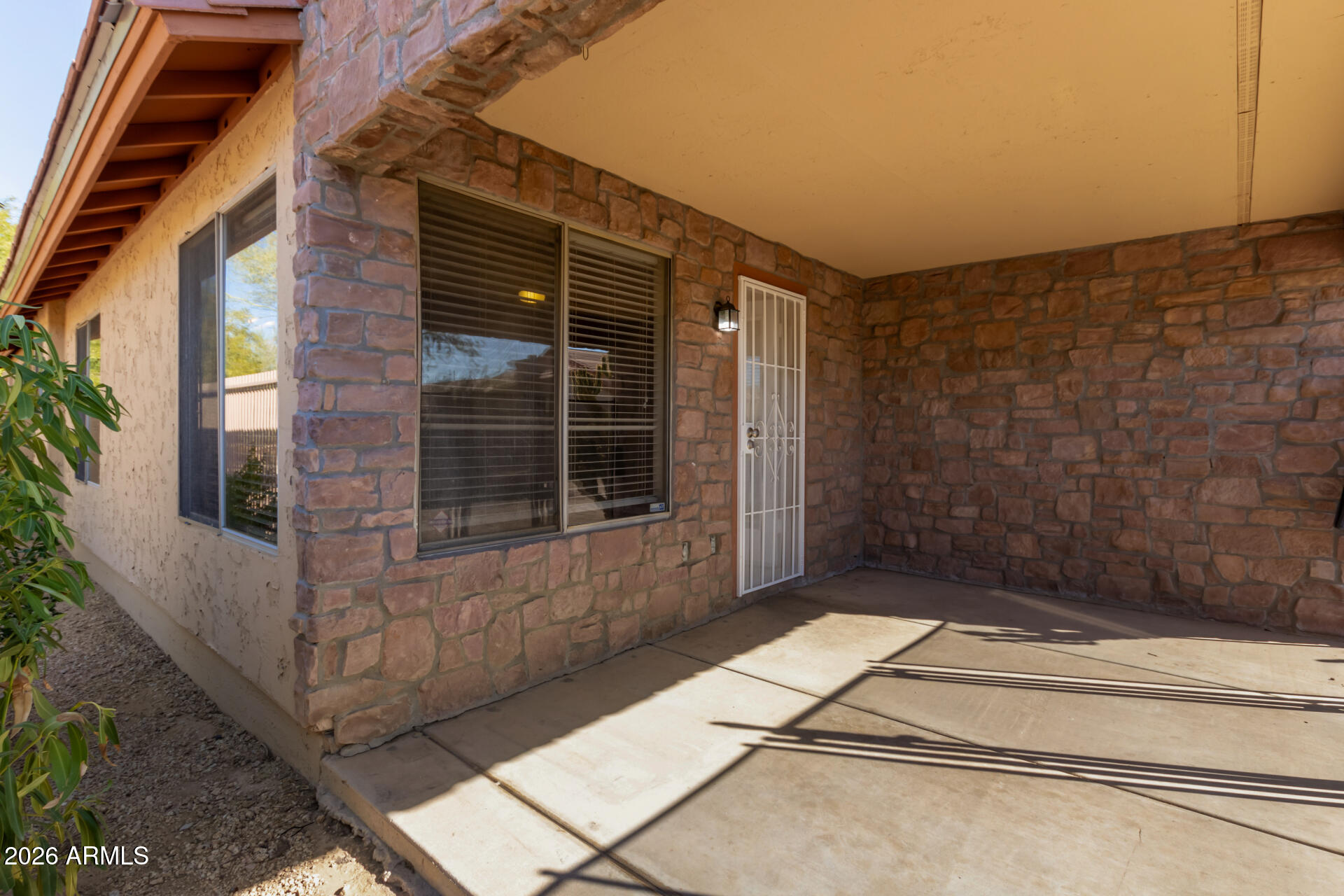 4607 E Abraham Lane