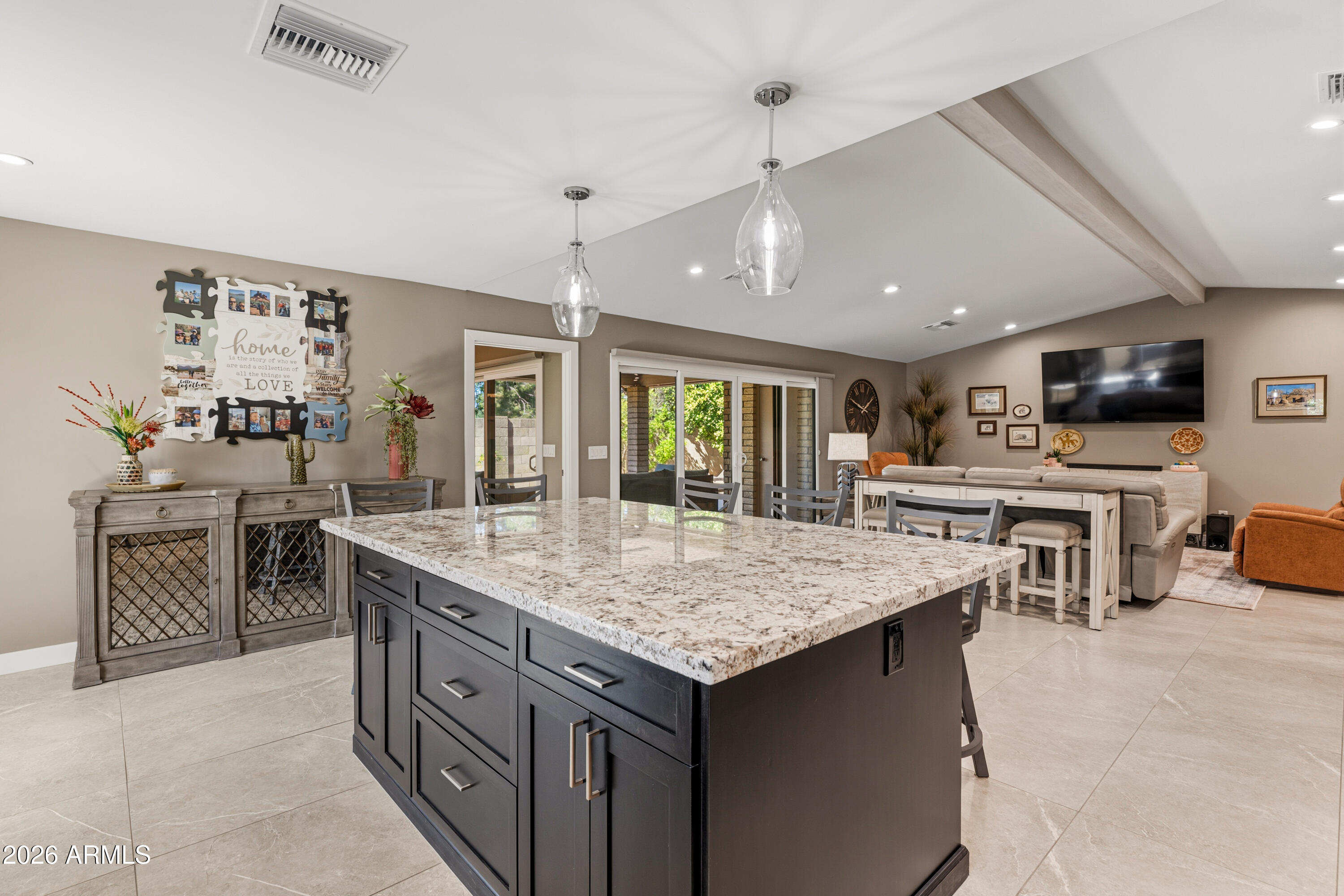 7516 N DEL NORTE Drive