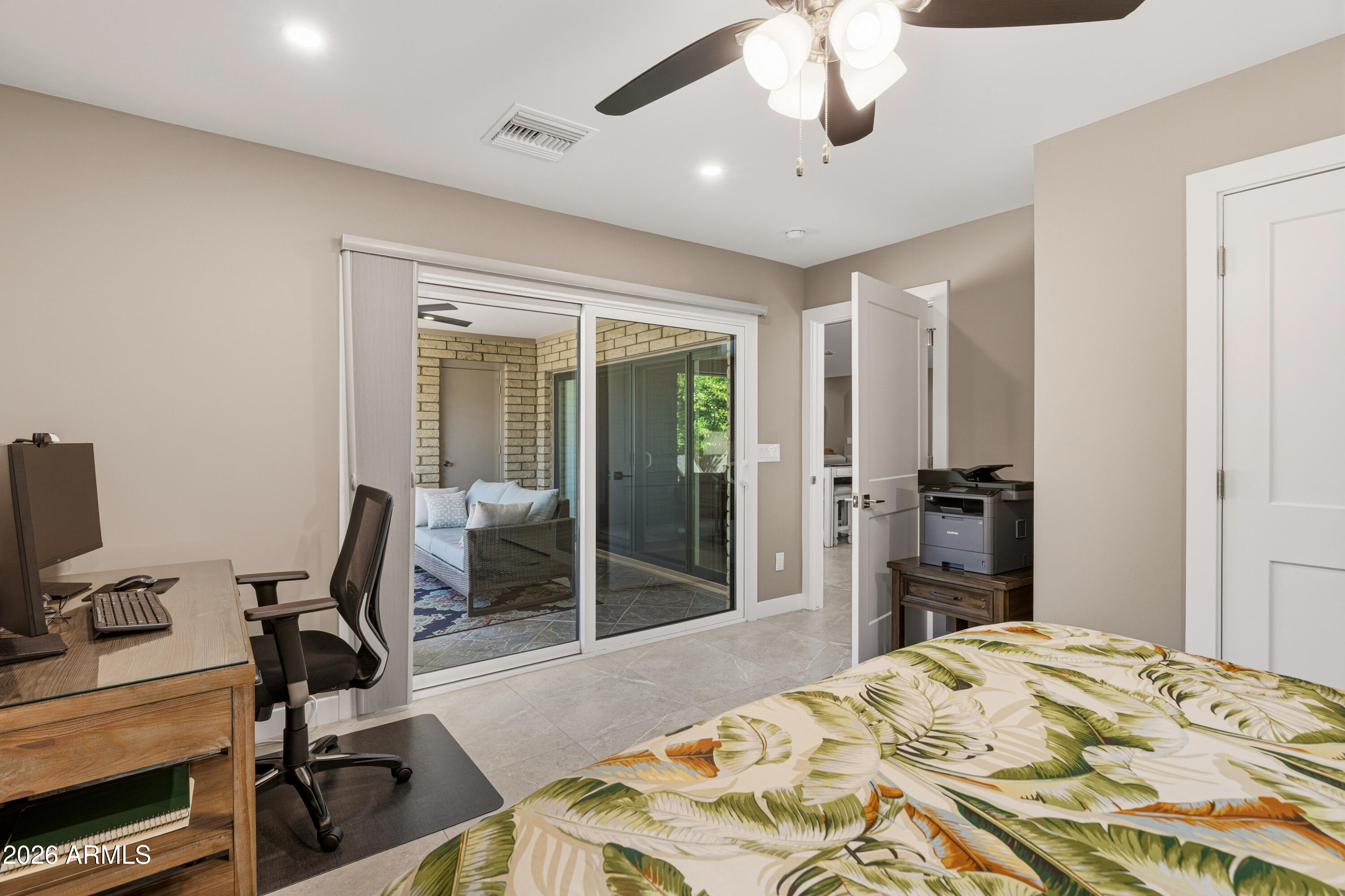 7516 N DEL NORTE Drive