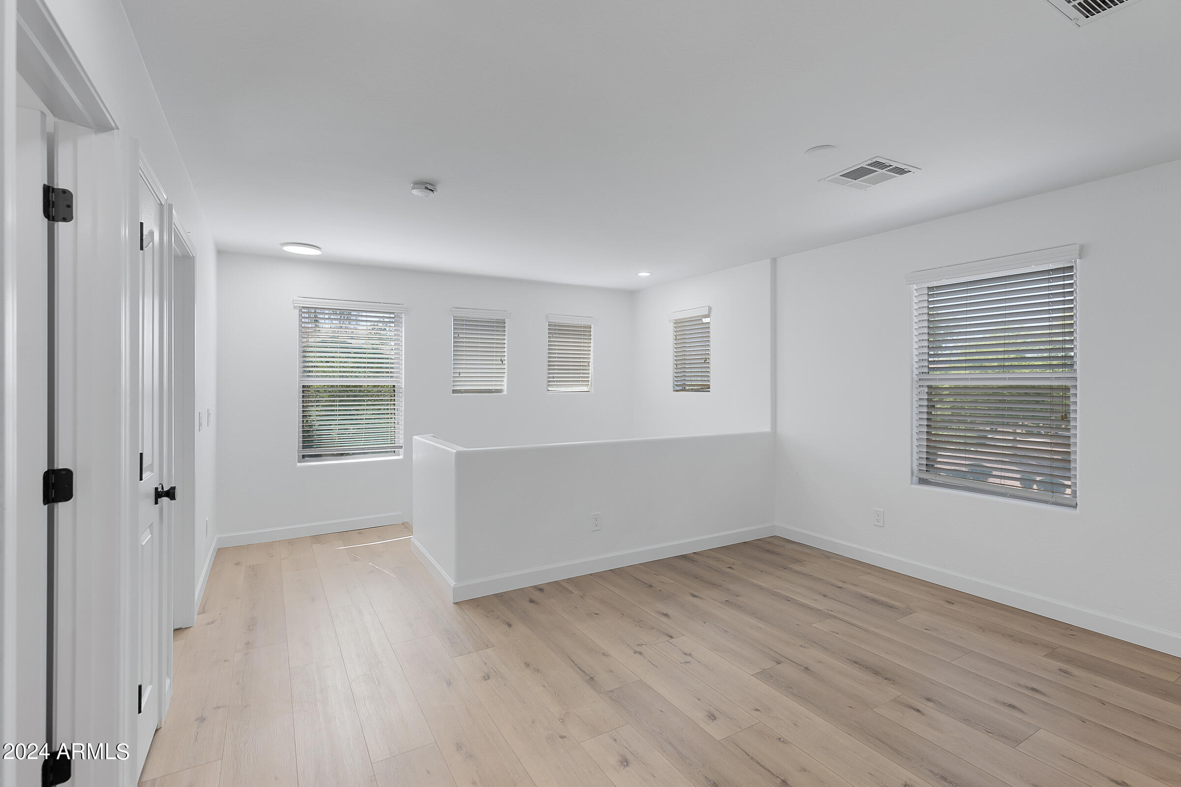 984 S CHESHIRE Lane