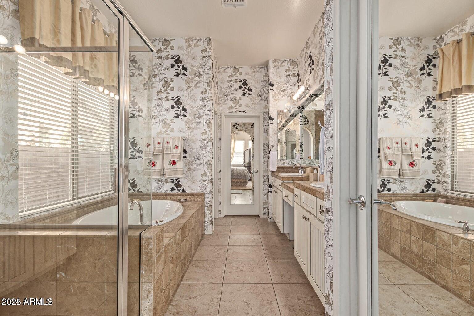 2325 W MINERAL Road