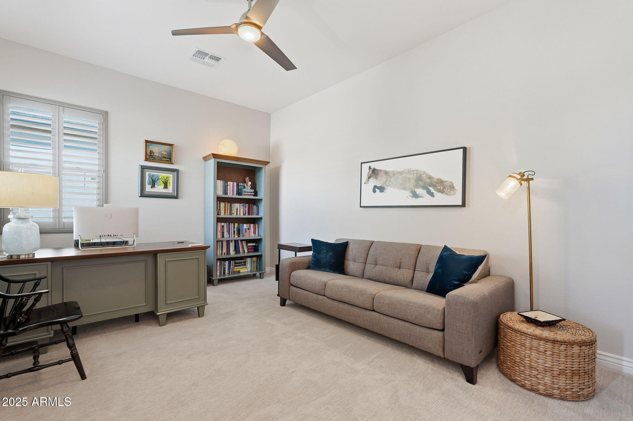 1237 W CHERRYWOOD Drive