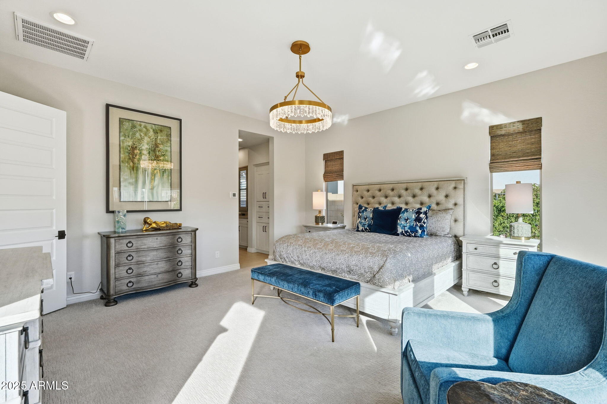 1237 W CHERRYWOOD Drive