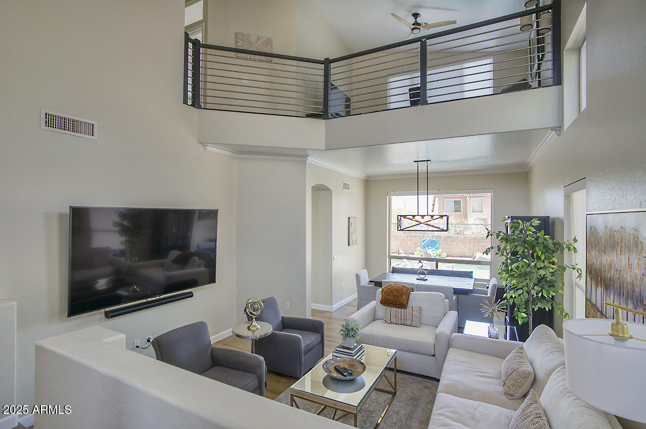 3564 N TUSCANY