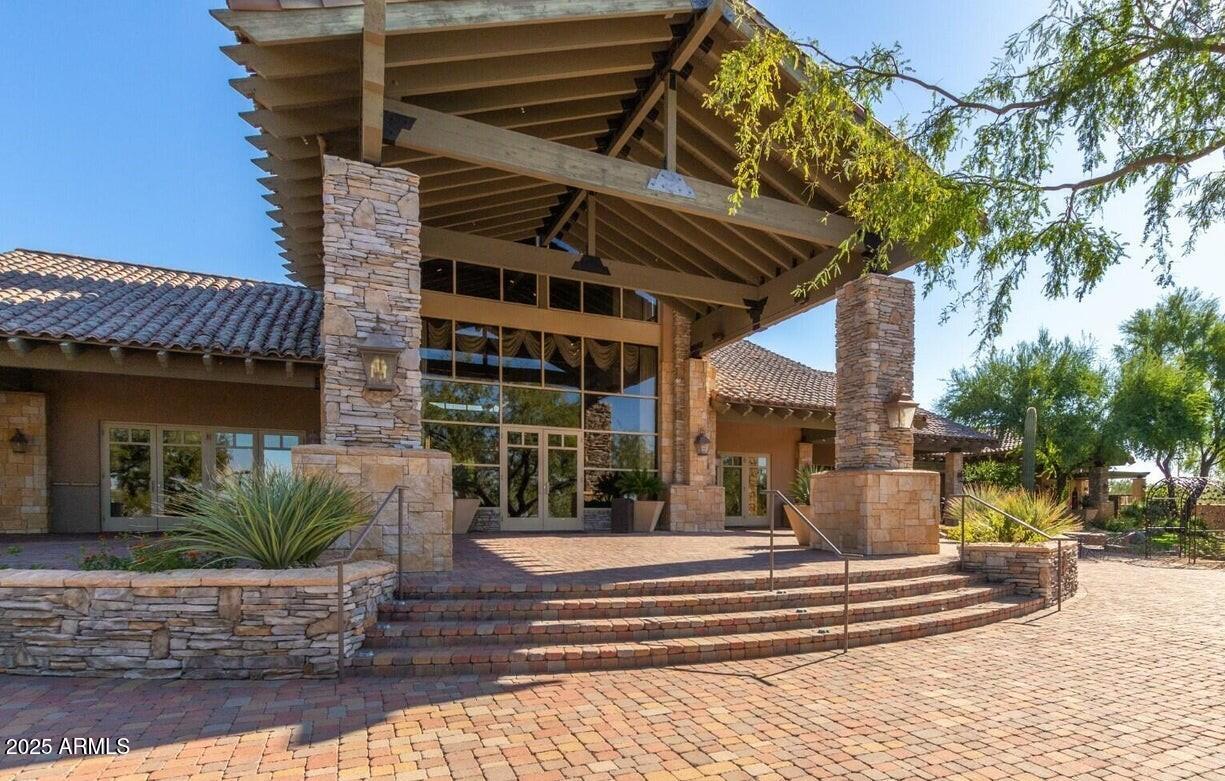 3564 N TUSCANY