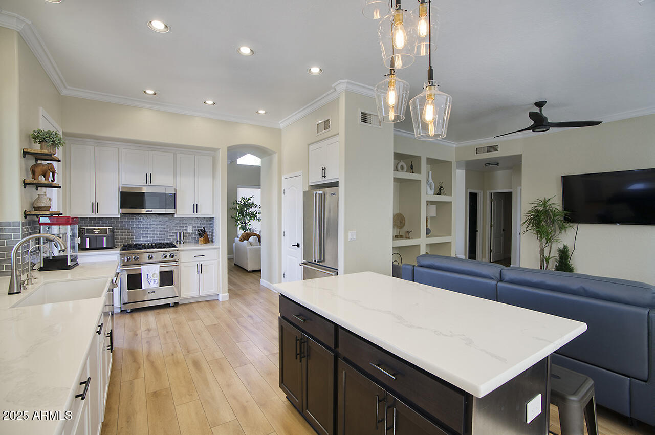 3564 N TUSCANY