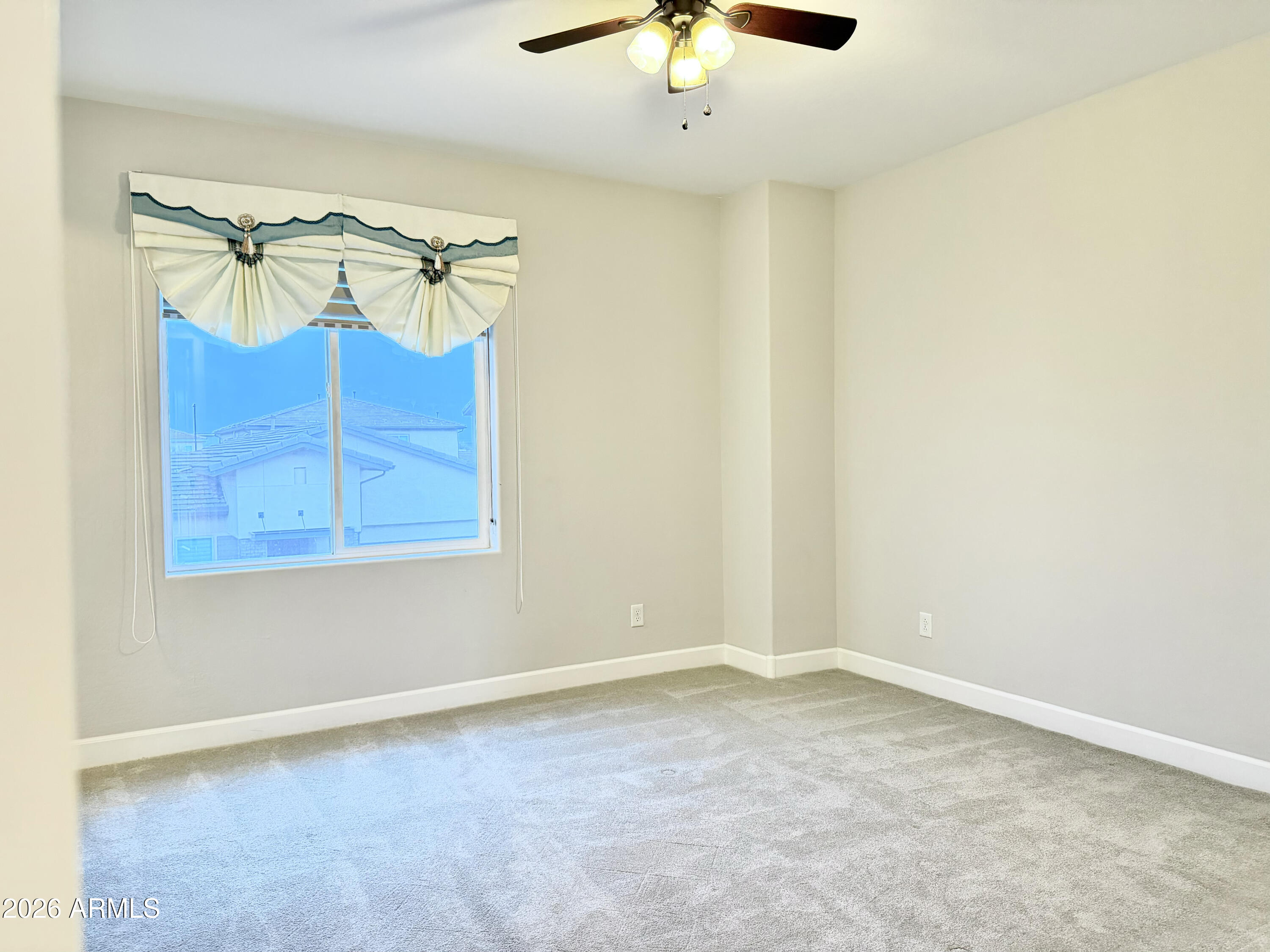 1732 W Myrna Lane