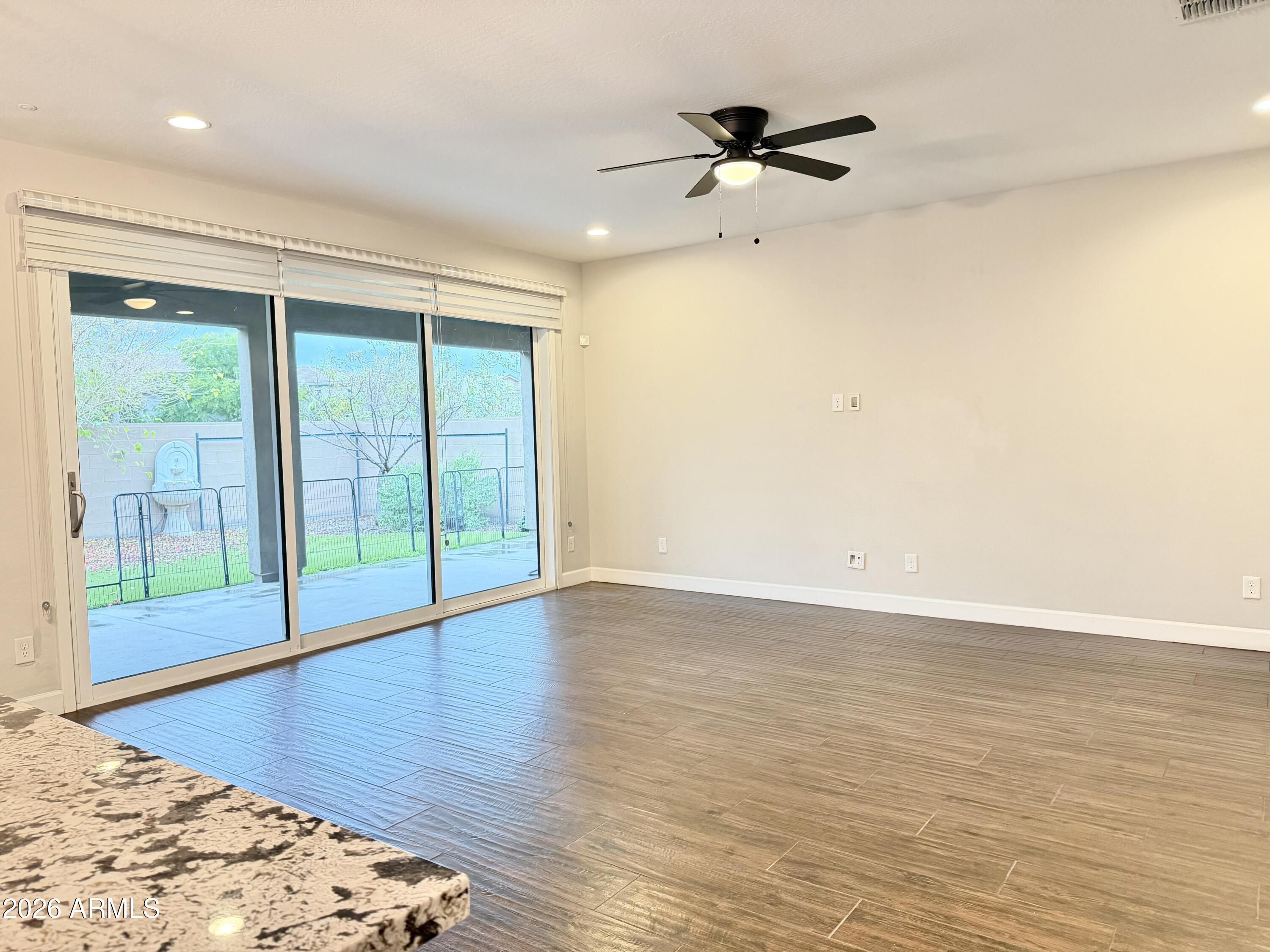 1732 W Myrna Lane