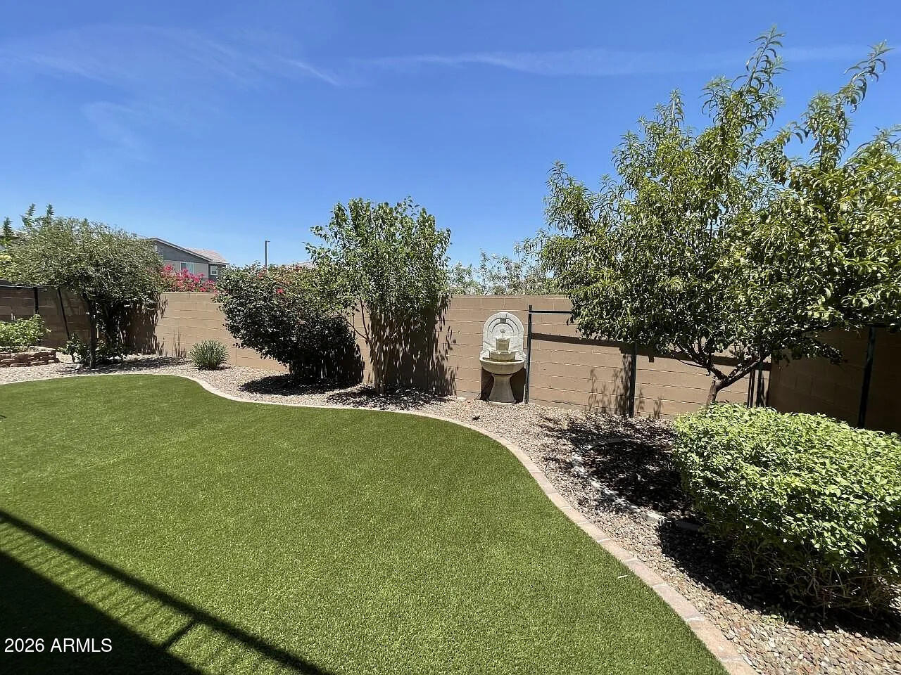 1732 W Myrna Lane