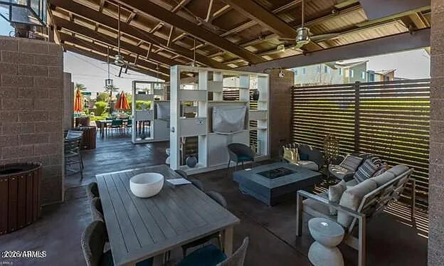 1732 W Myrna Lane