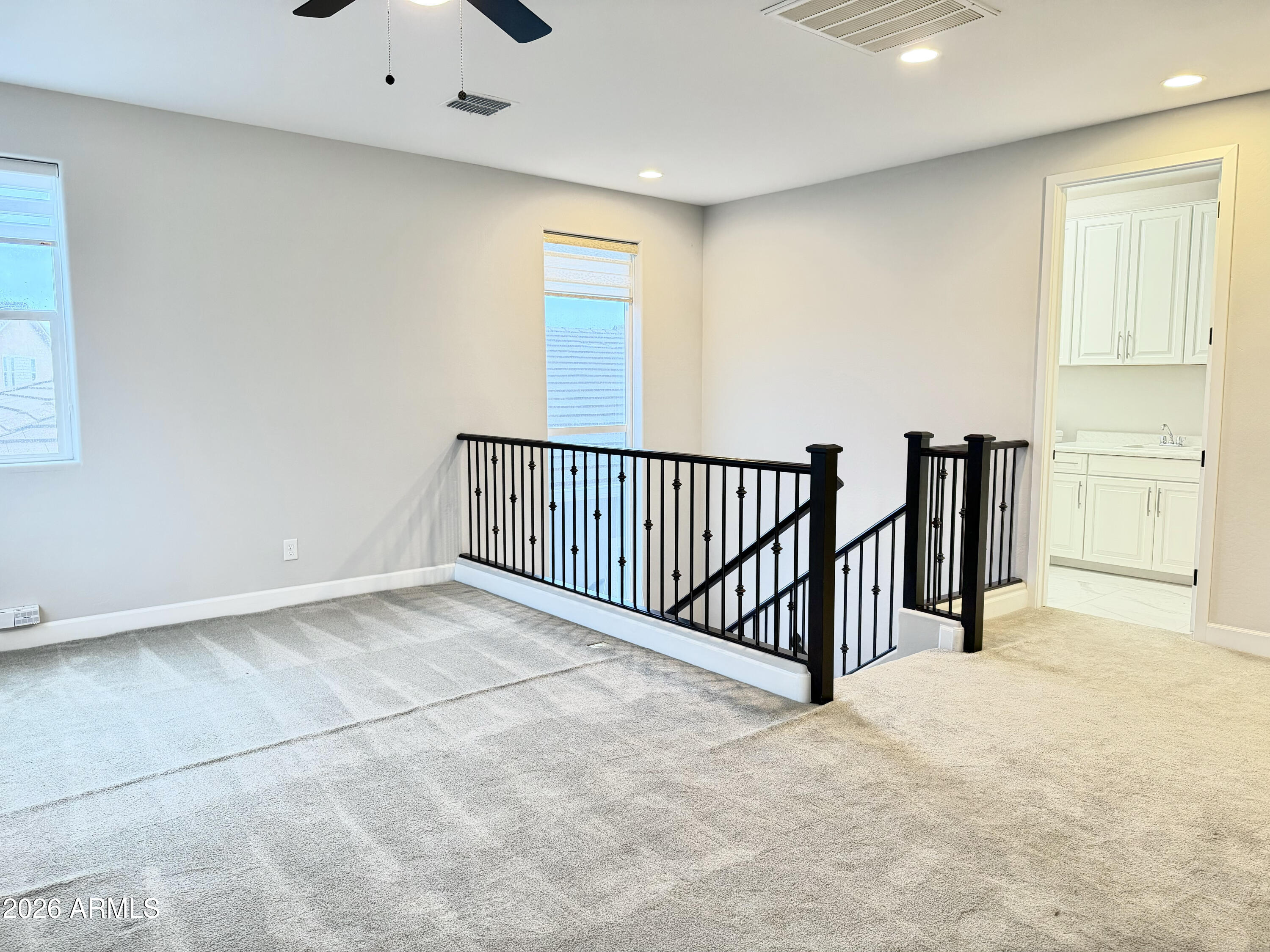 1732 W Myrna Lane