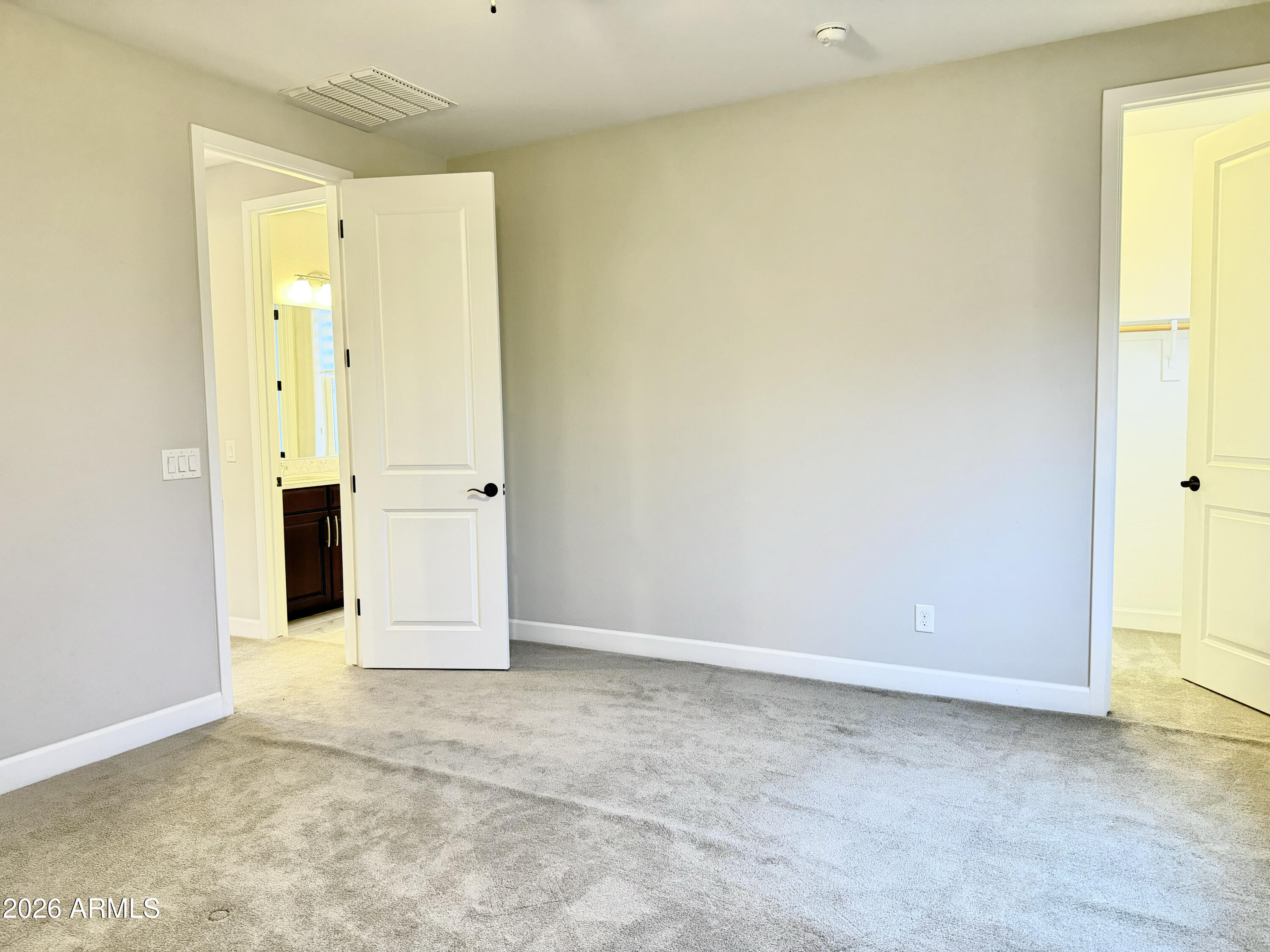 1732 W Myrna Lane