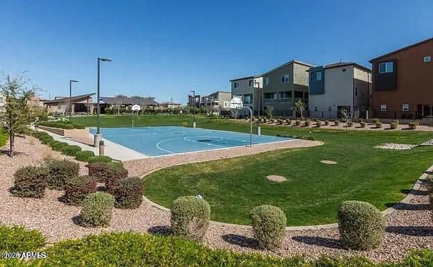 1732 W Myrna Lane