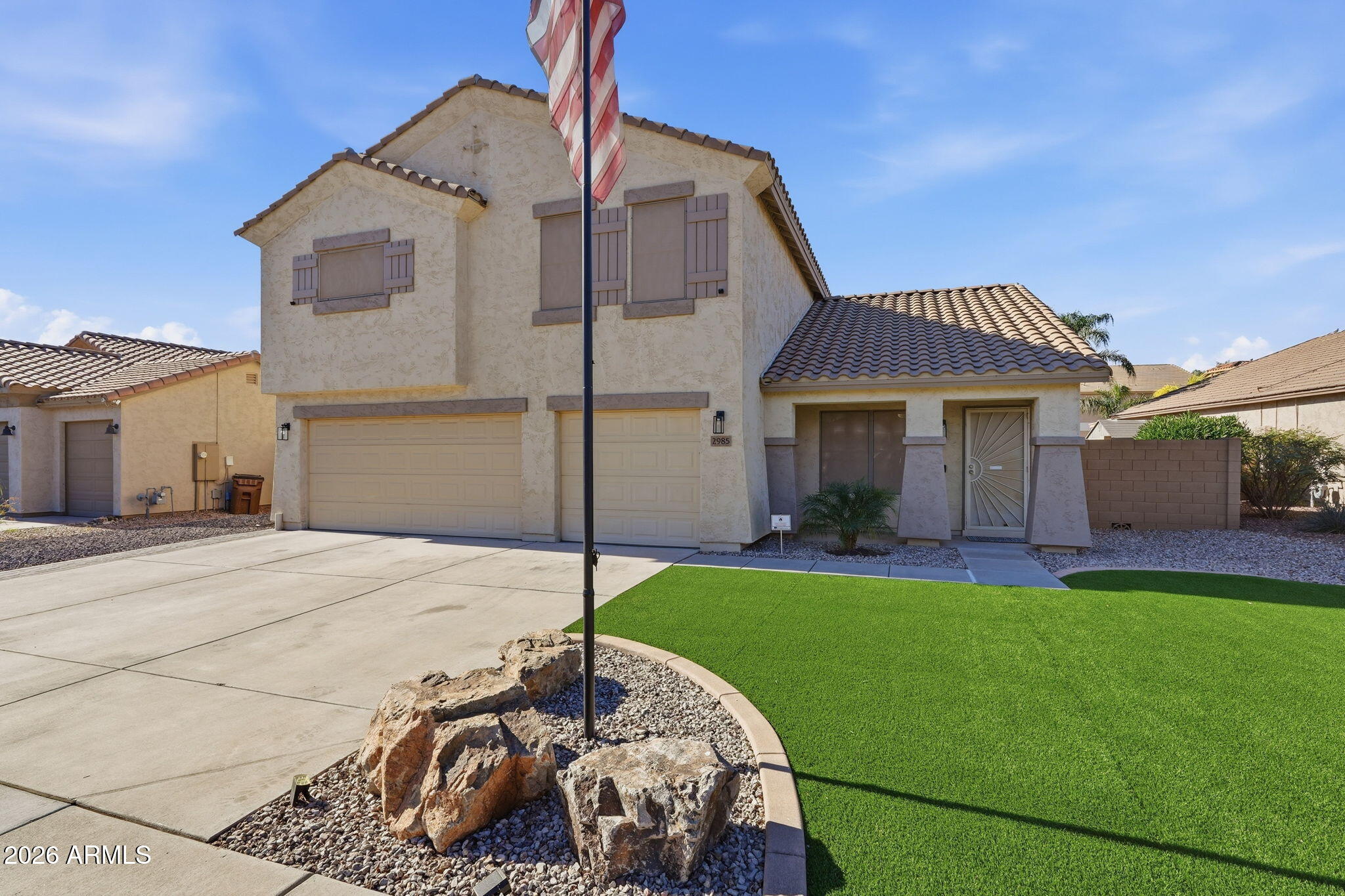 2985 W GOLDMINE MOUNTAIN Drive