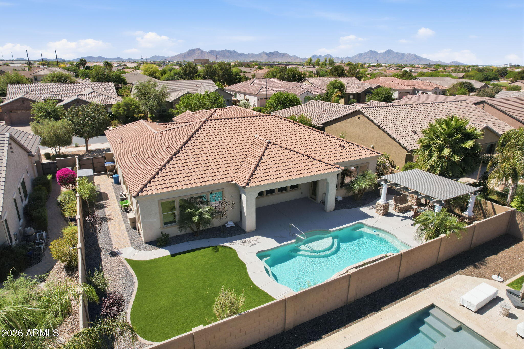 22300 E QUINTERO Road