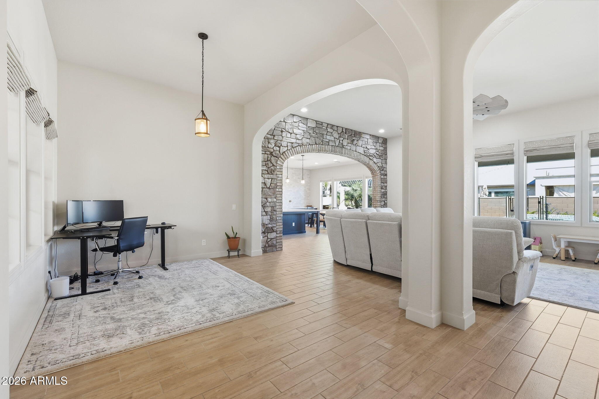 22300 E QUINTERO Road
