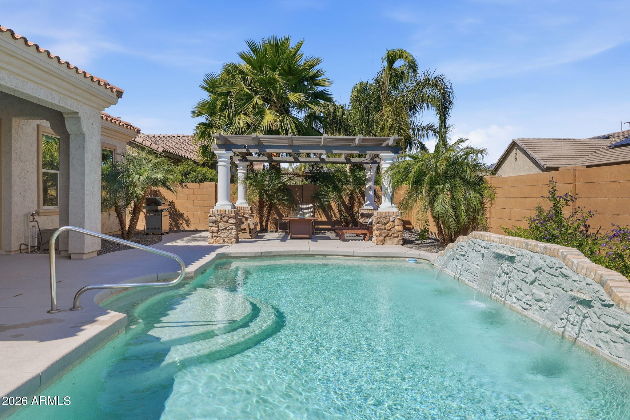 22300 E QUINTERO Road