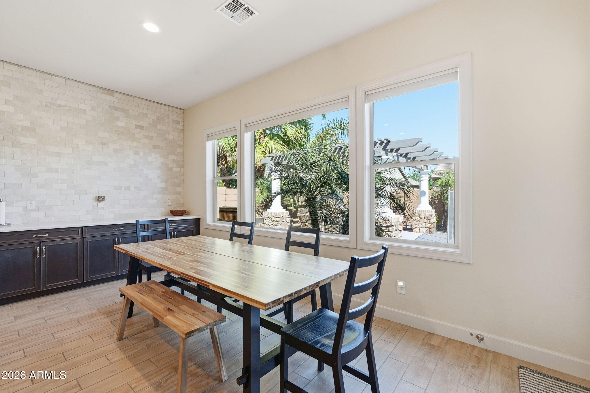 22300 E QUINTERO Road