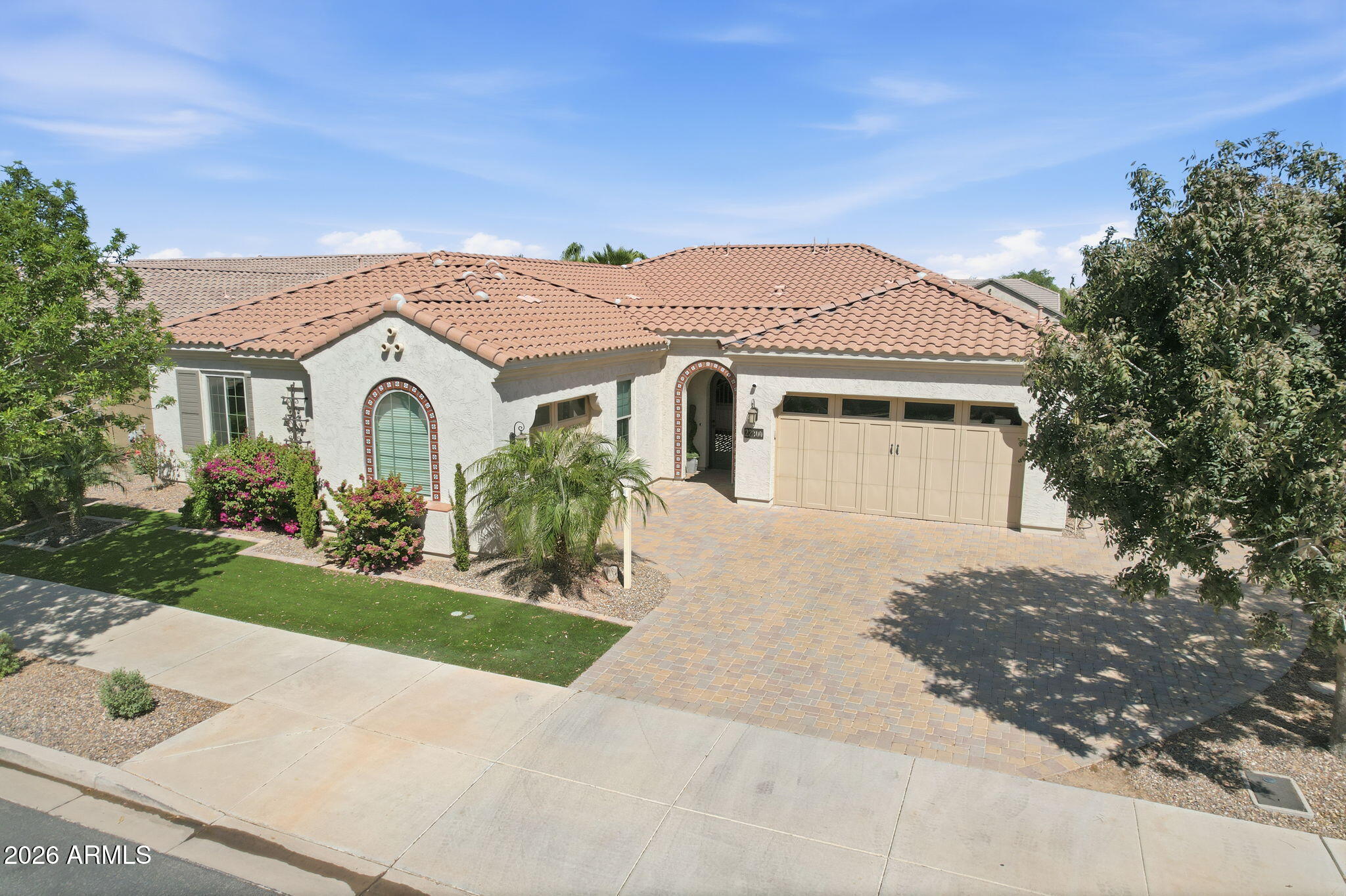 22300 E QUINTERO Road