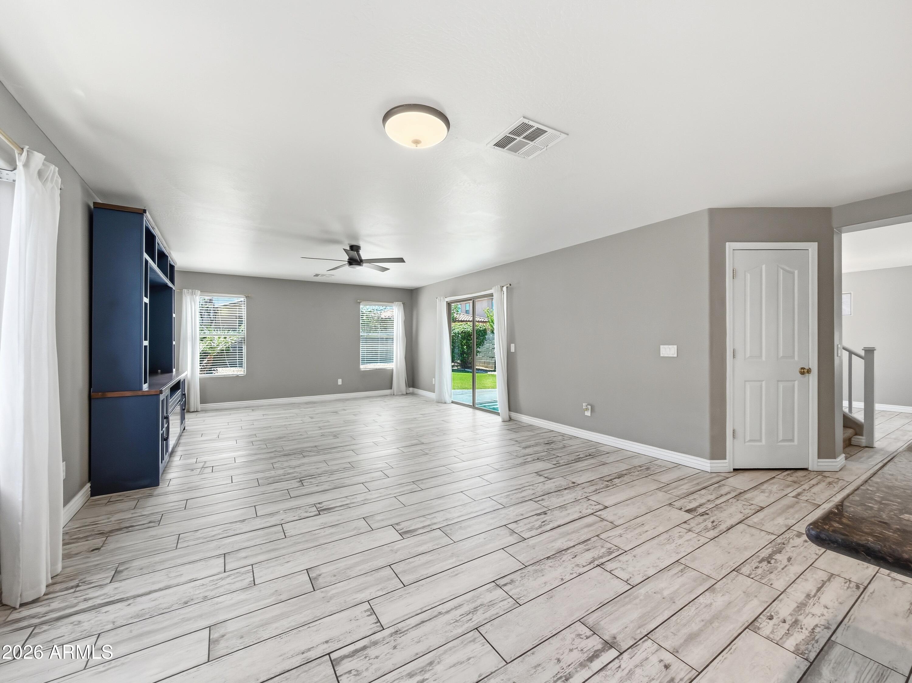 4541 W FEDERAL Way
