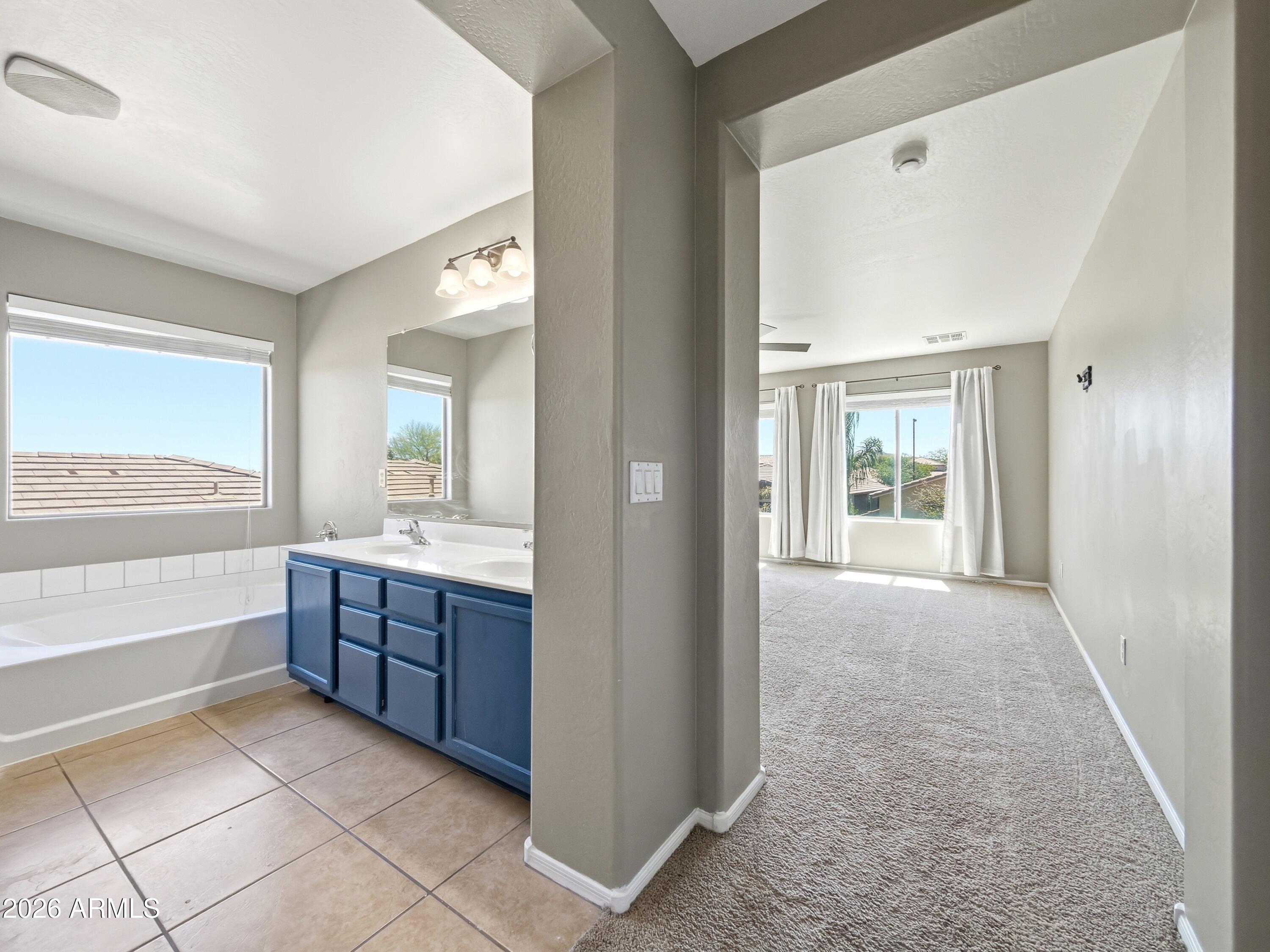 4541 W FEDERAL Way