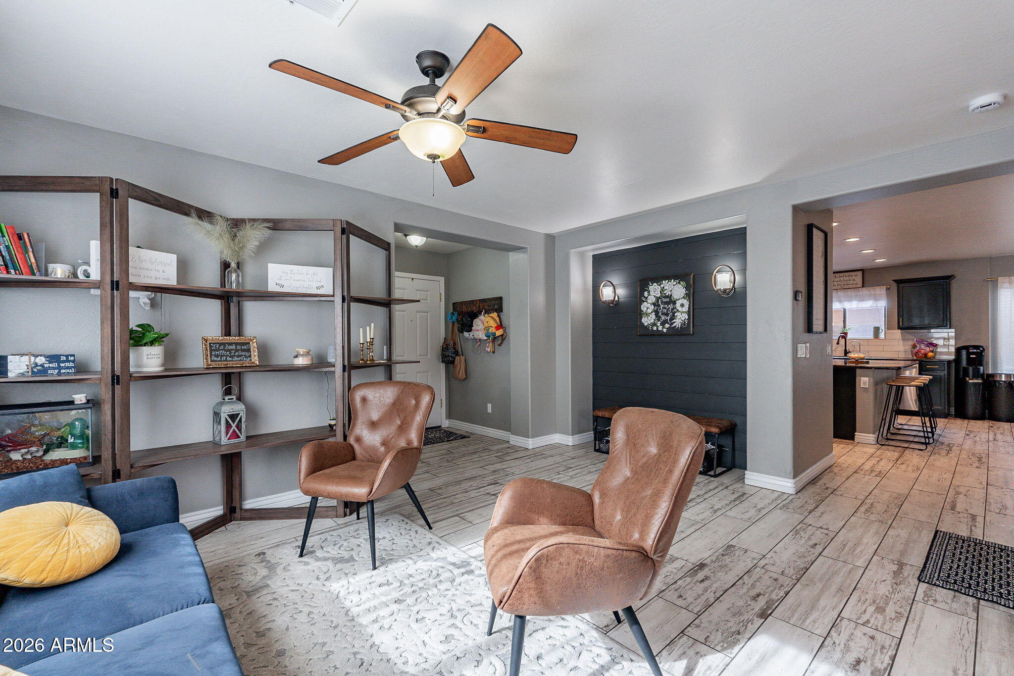 4541 W FEDERAL Way