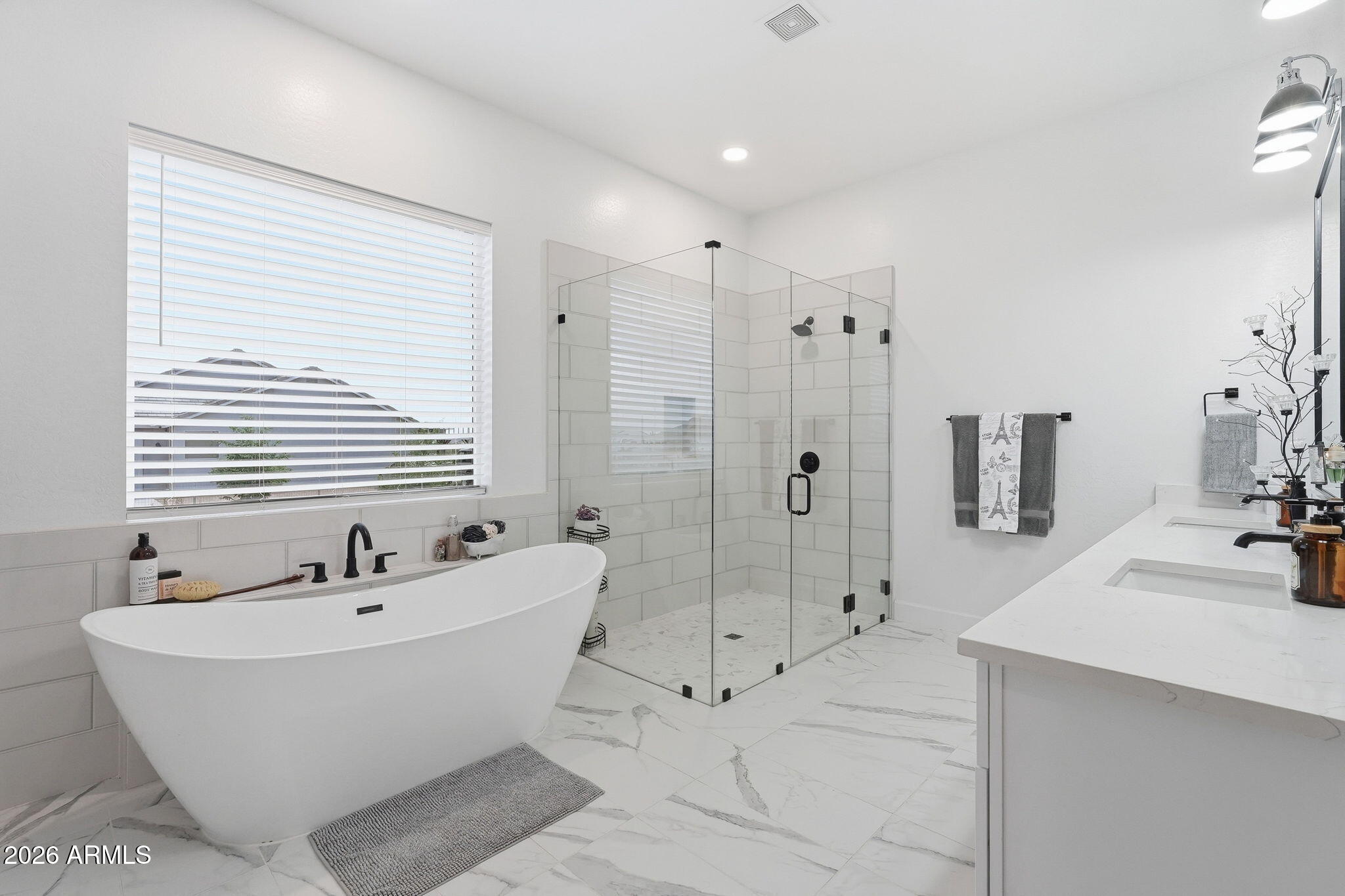 2135 W JOSIAH Trail
