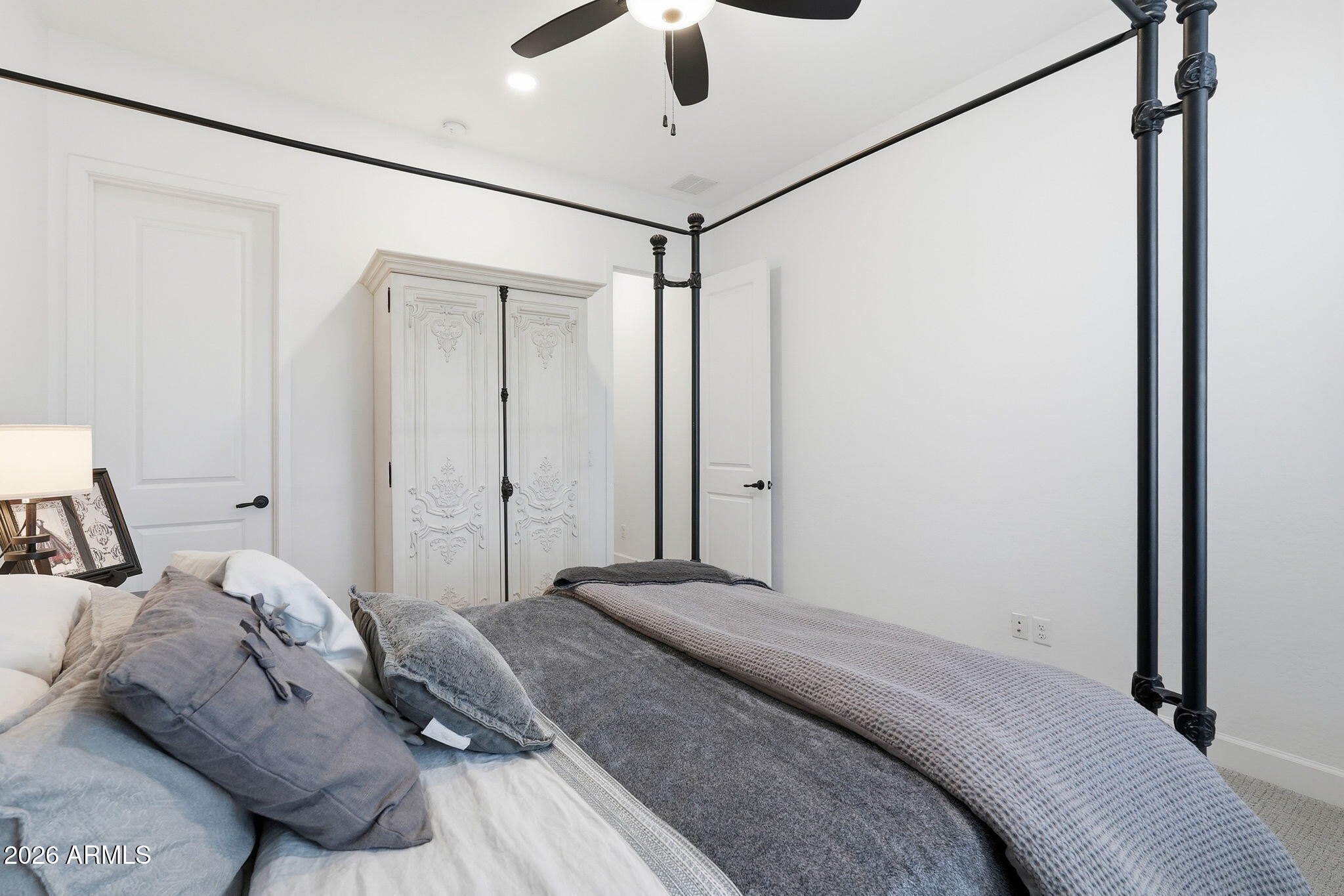 2135 W JOSIAH Trail