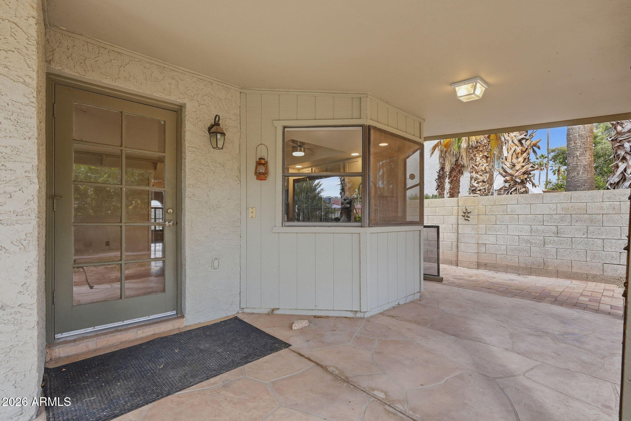 319 E HACKAMORE Street