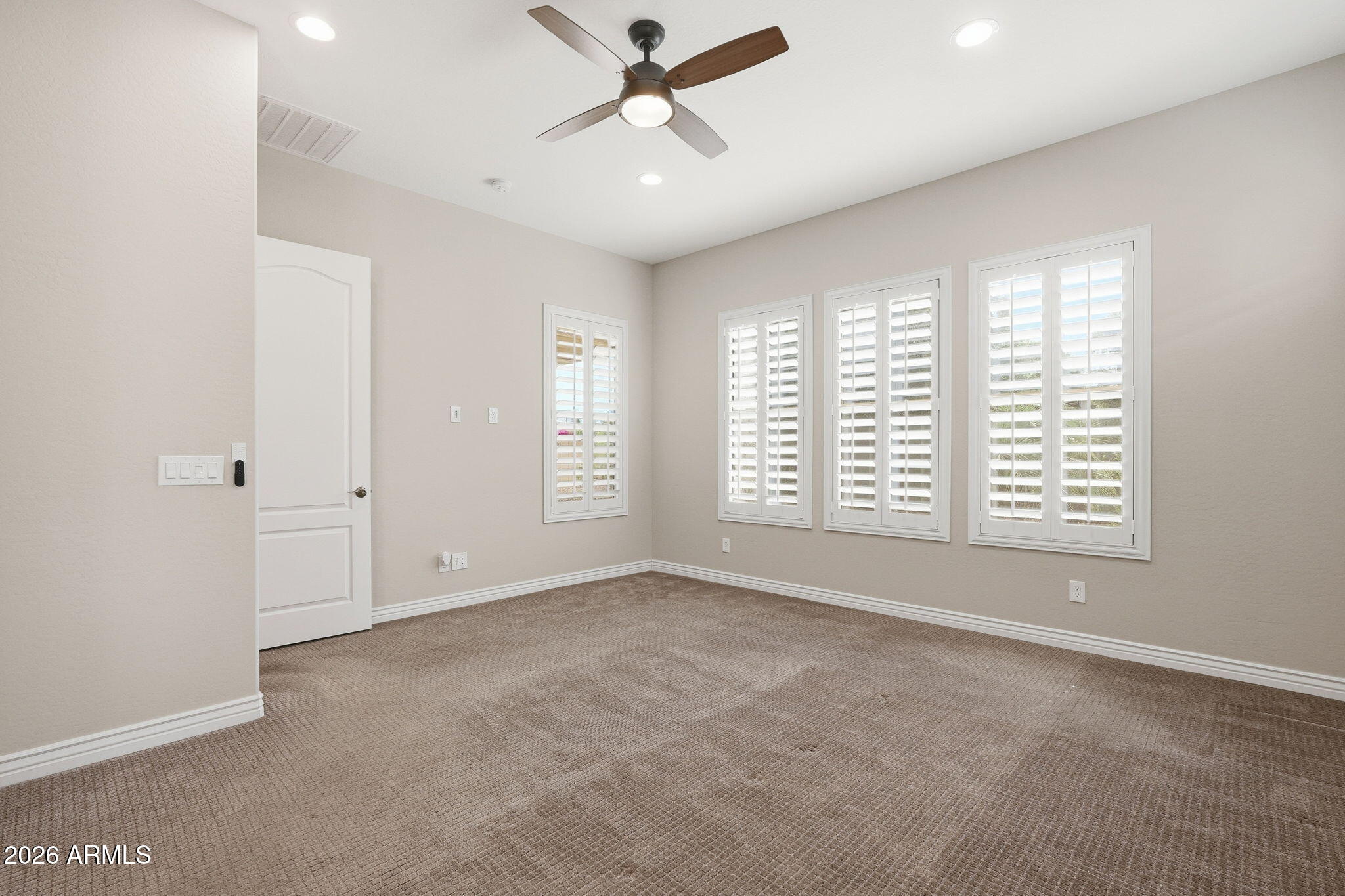 5219 S WILDROSE
