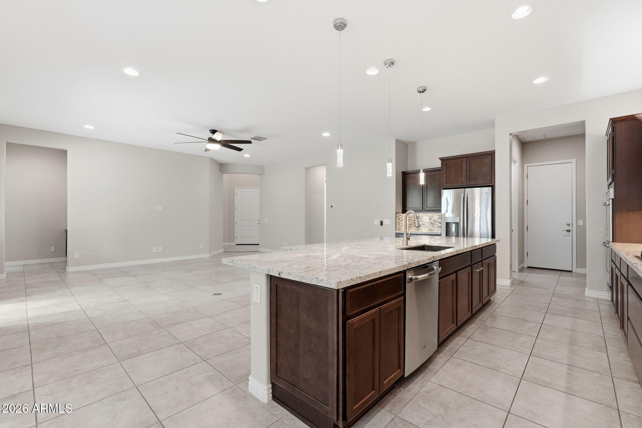 5219 S WILDROSE