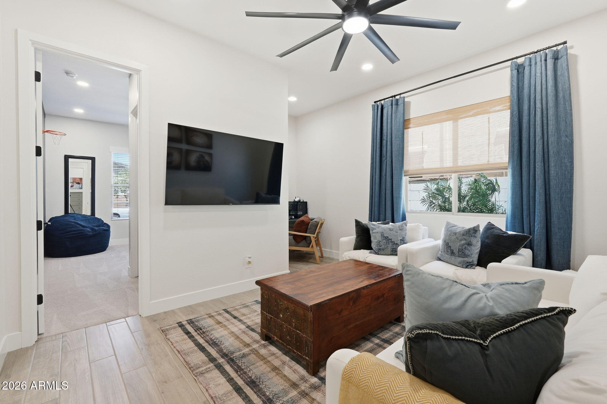 5637 S DEL RANCHO