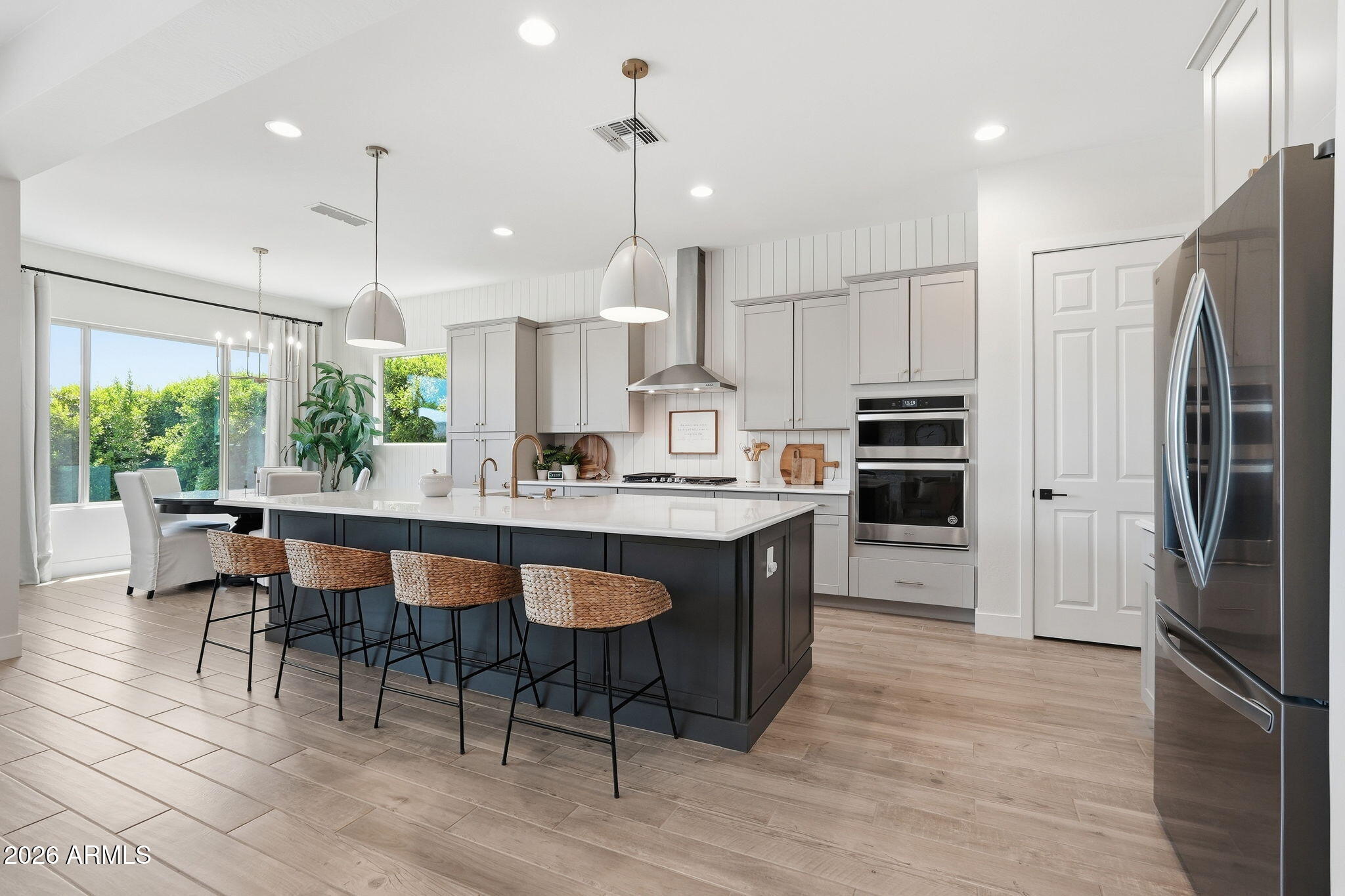 5637 S DEL RANCHO