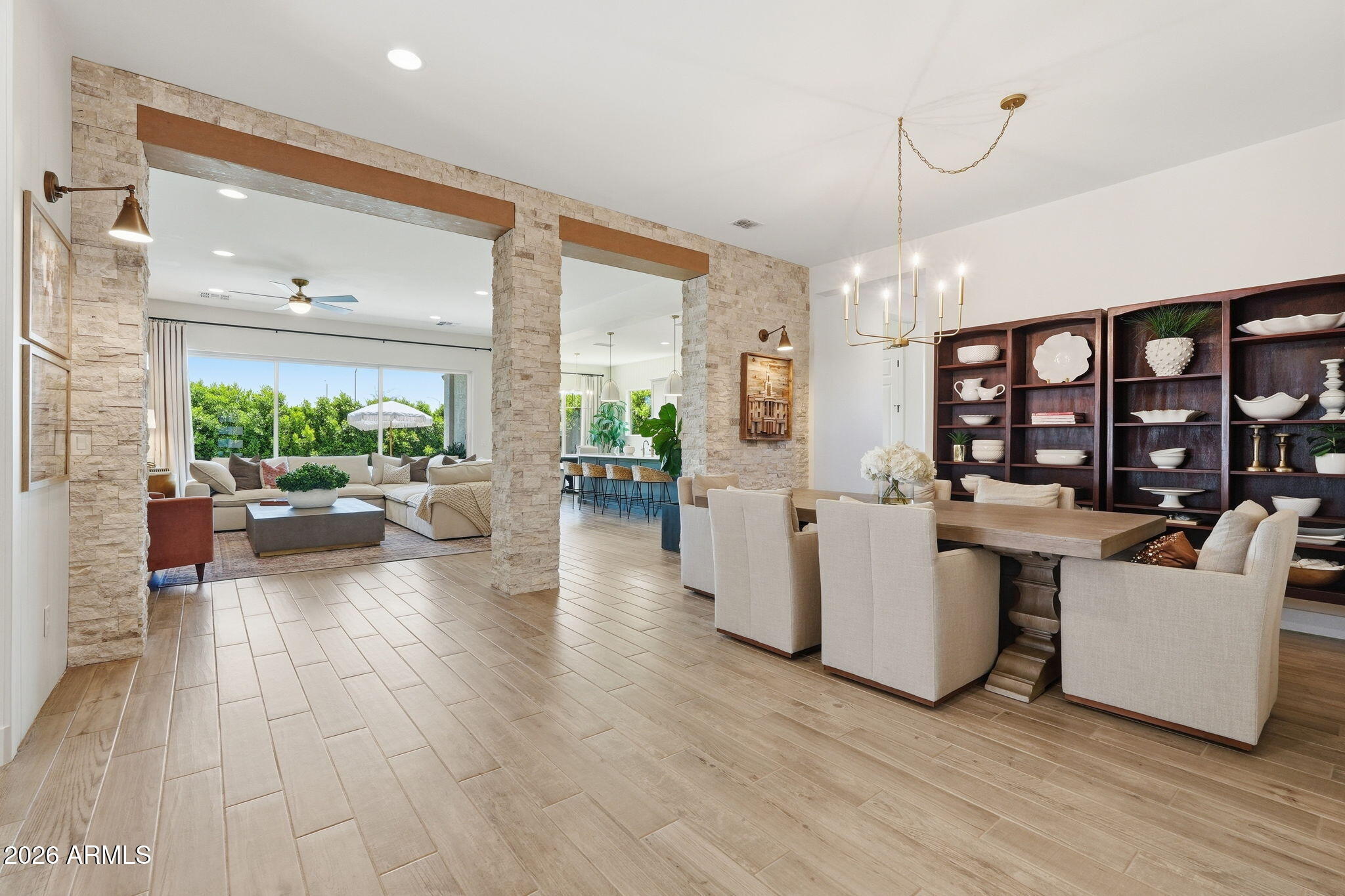 5637 S DEL RANCHO
