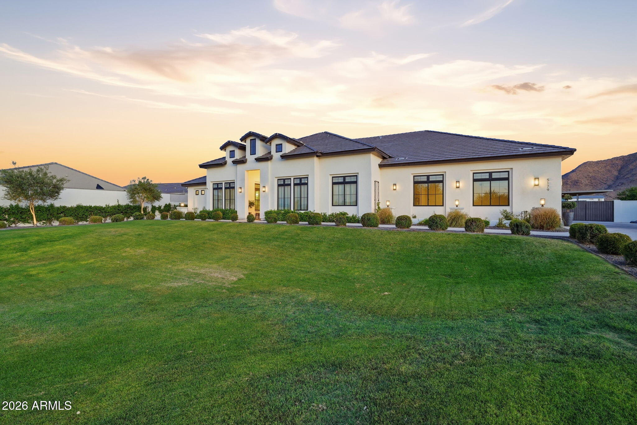 5179 W ENCANTO VERDE