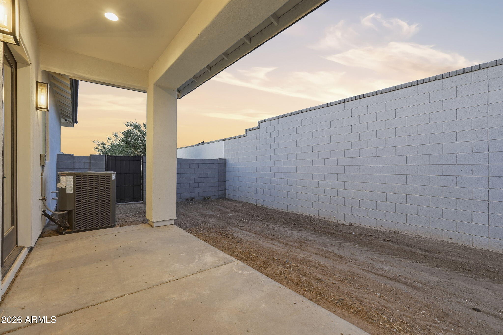 5179 W ENCANTO VERDE