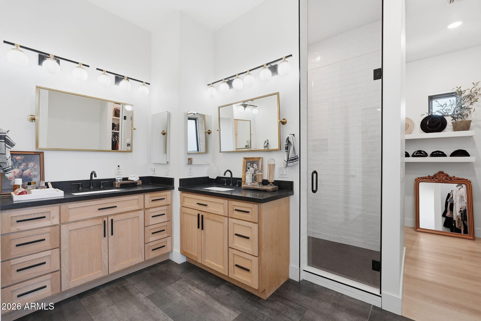 5179 W ENCANTO VERDE