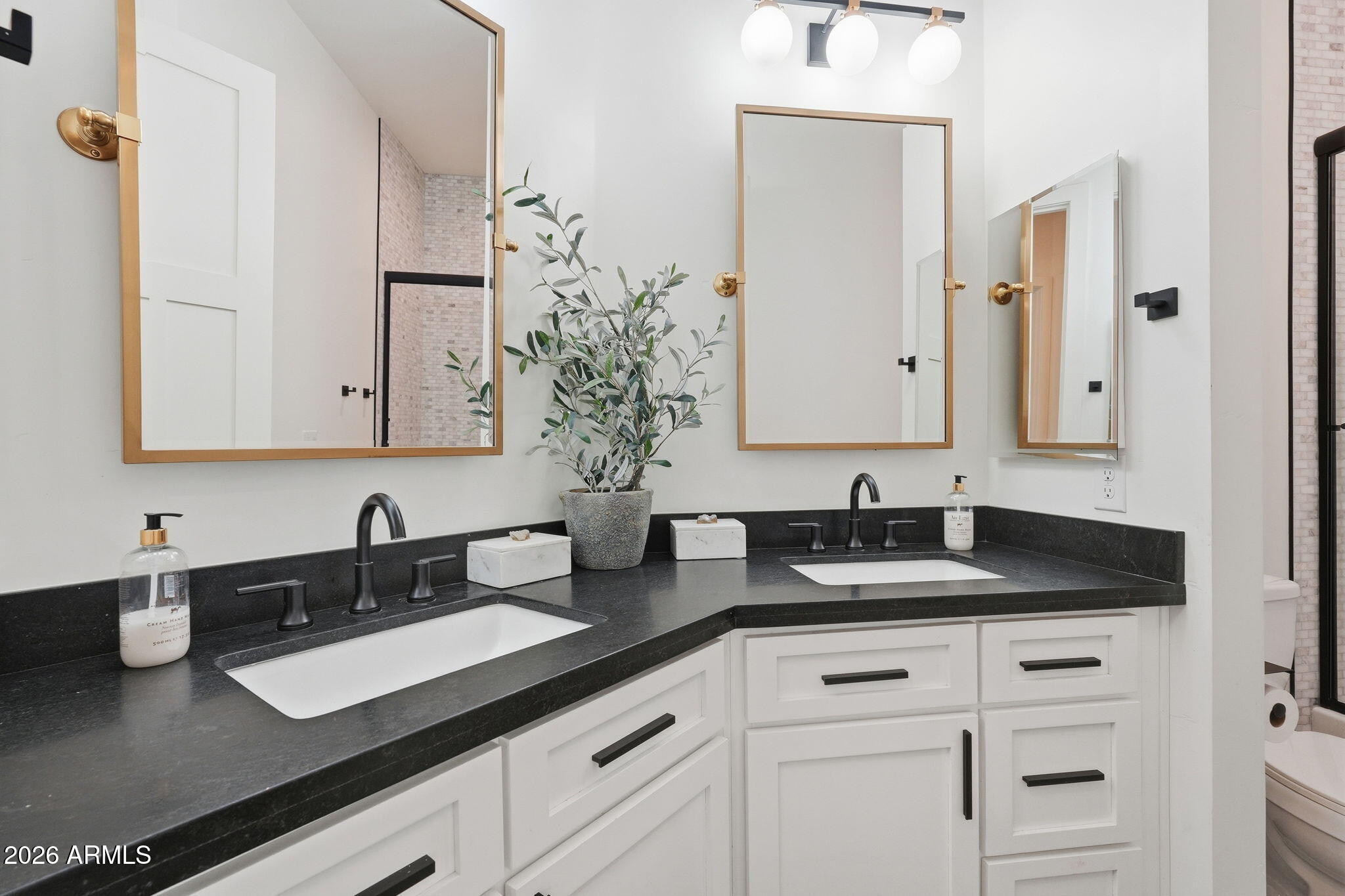 5179 W ENCANTO VERDE