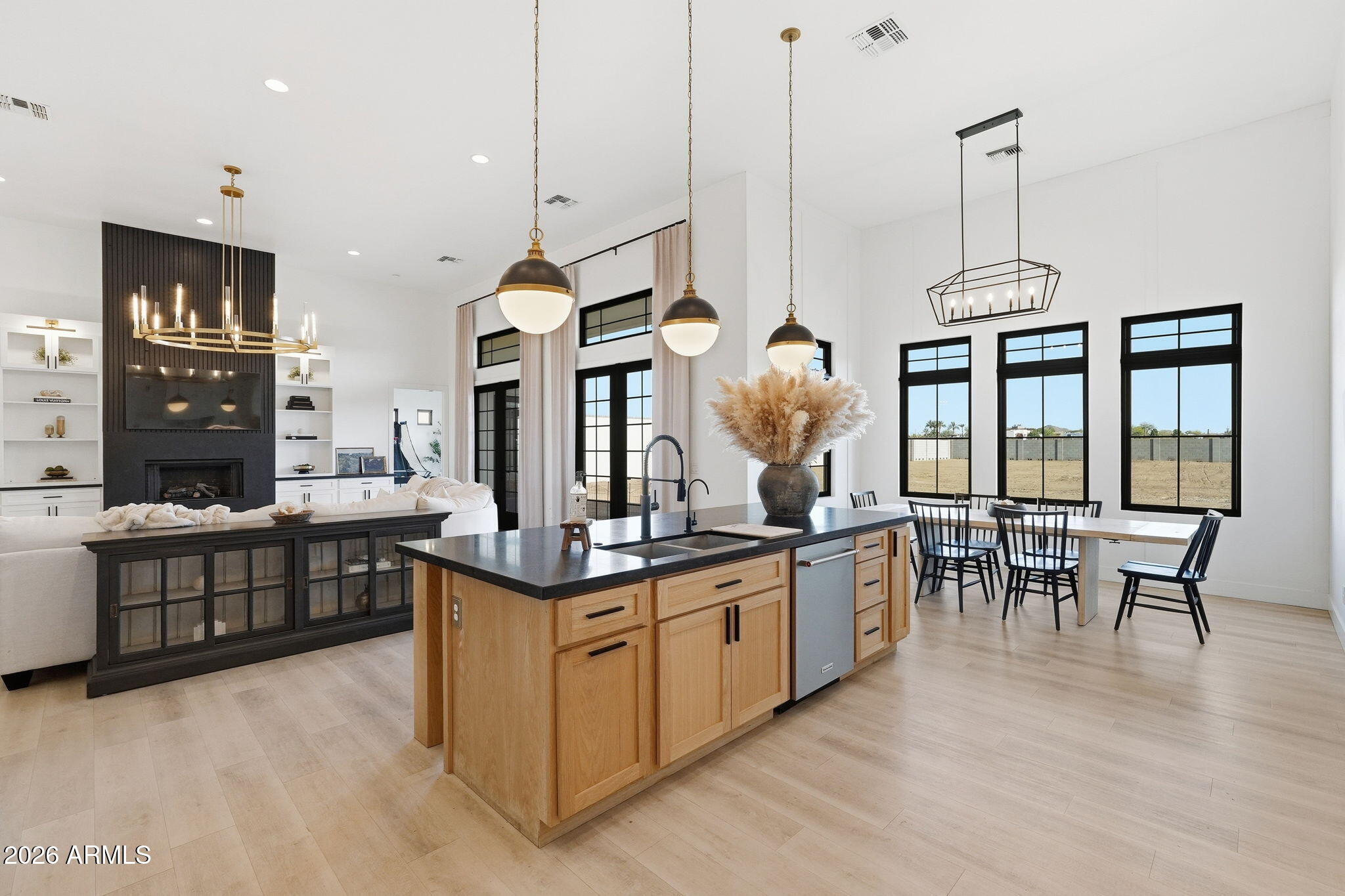 5179 W ENCANTO VERDE