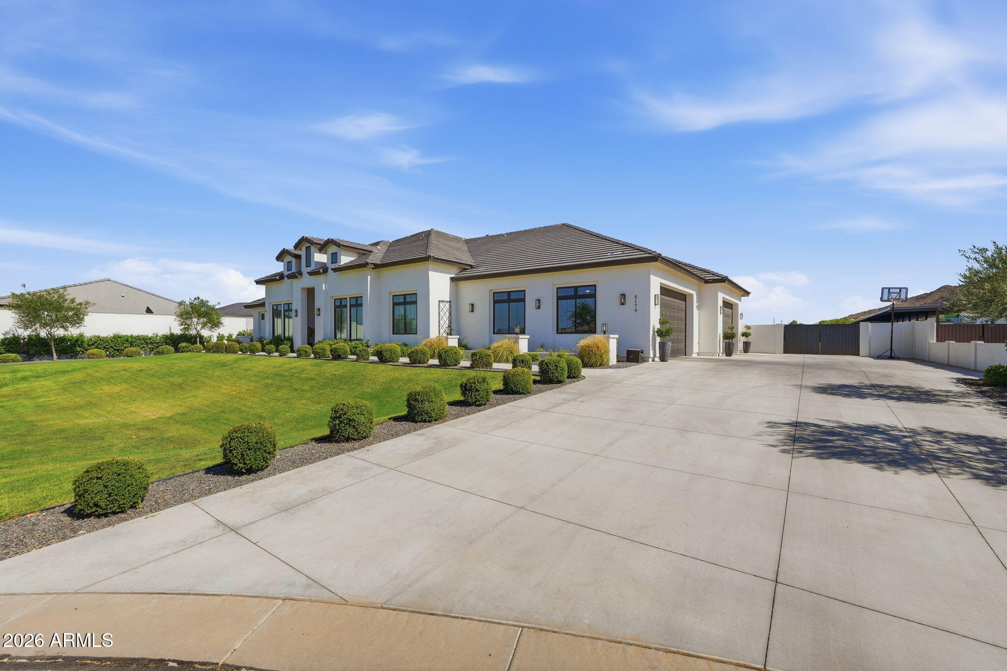 5179 W ENCANTO VERDE