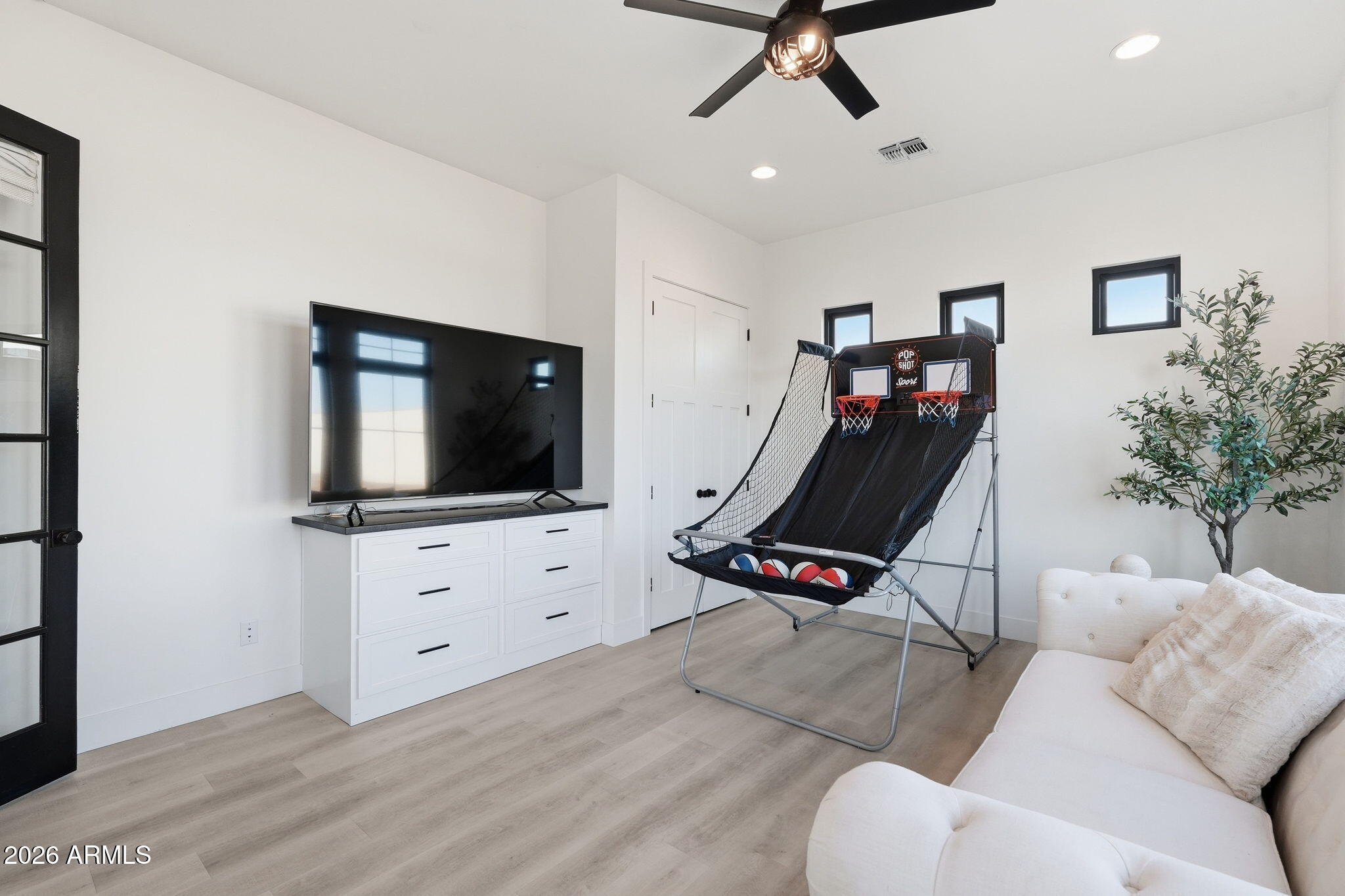 5179 W ENCANTO VERDE