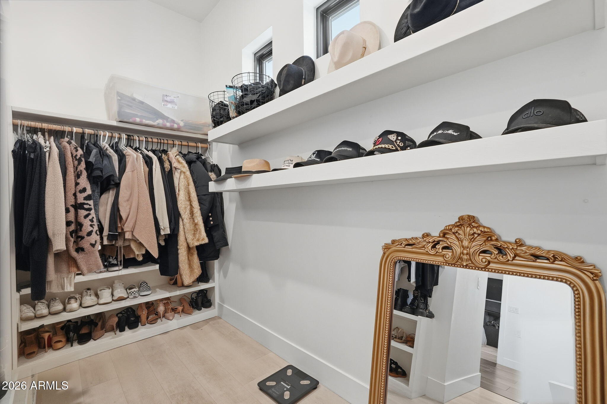 5179 W ENCANTO VERDE
