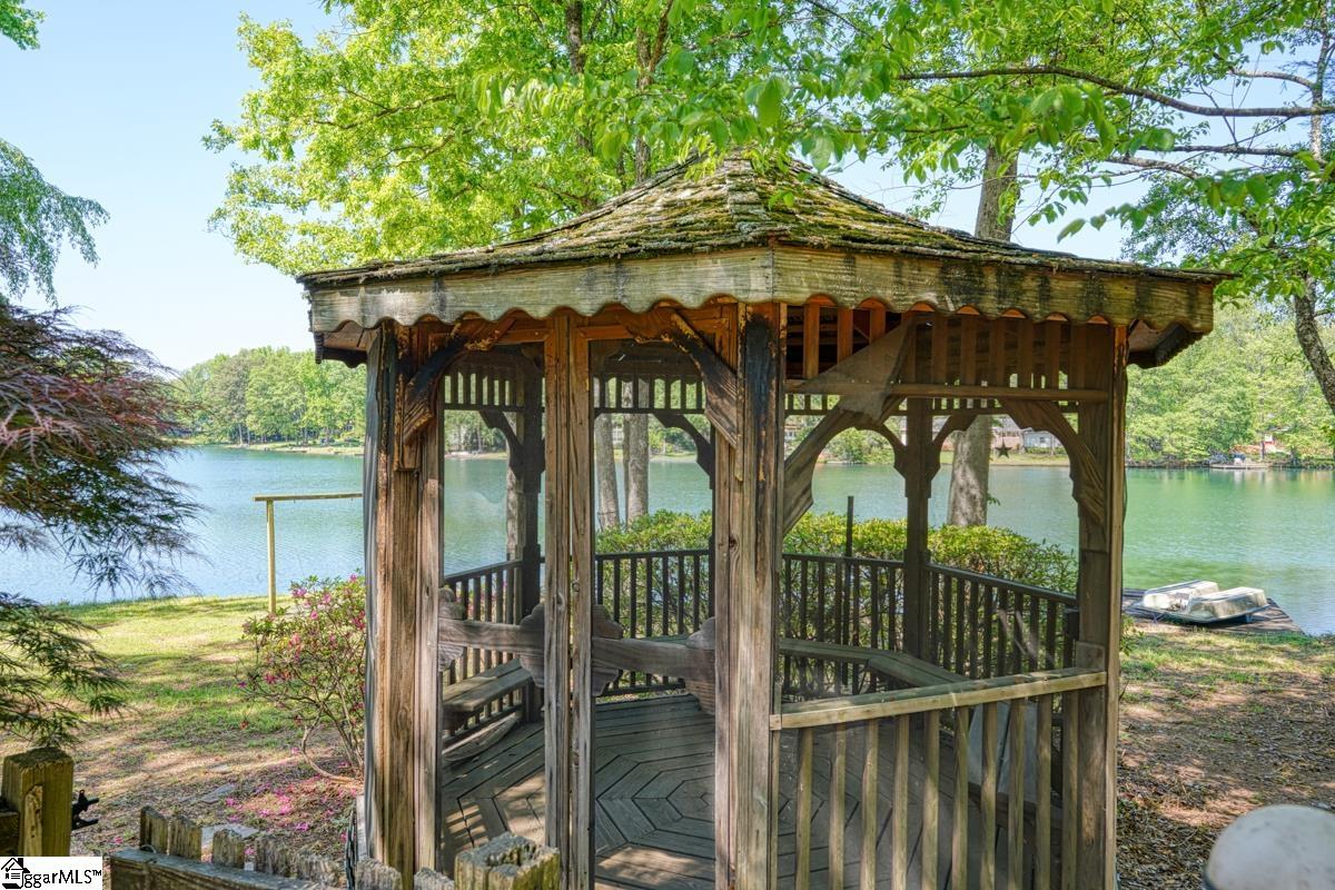 122 Shannon Lake Circle