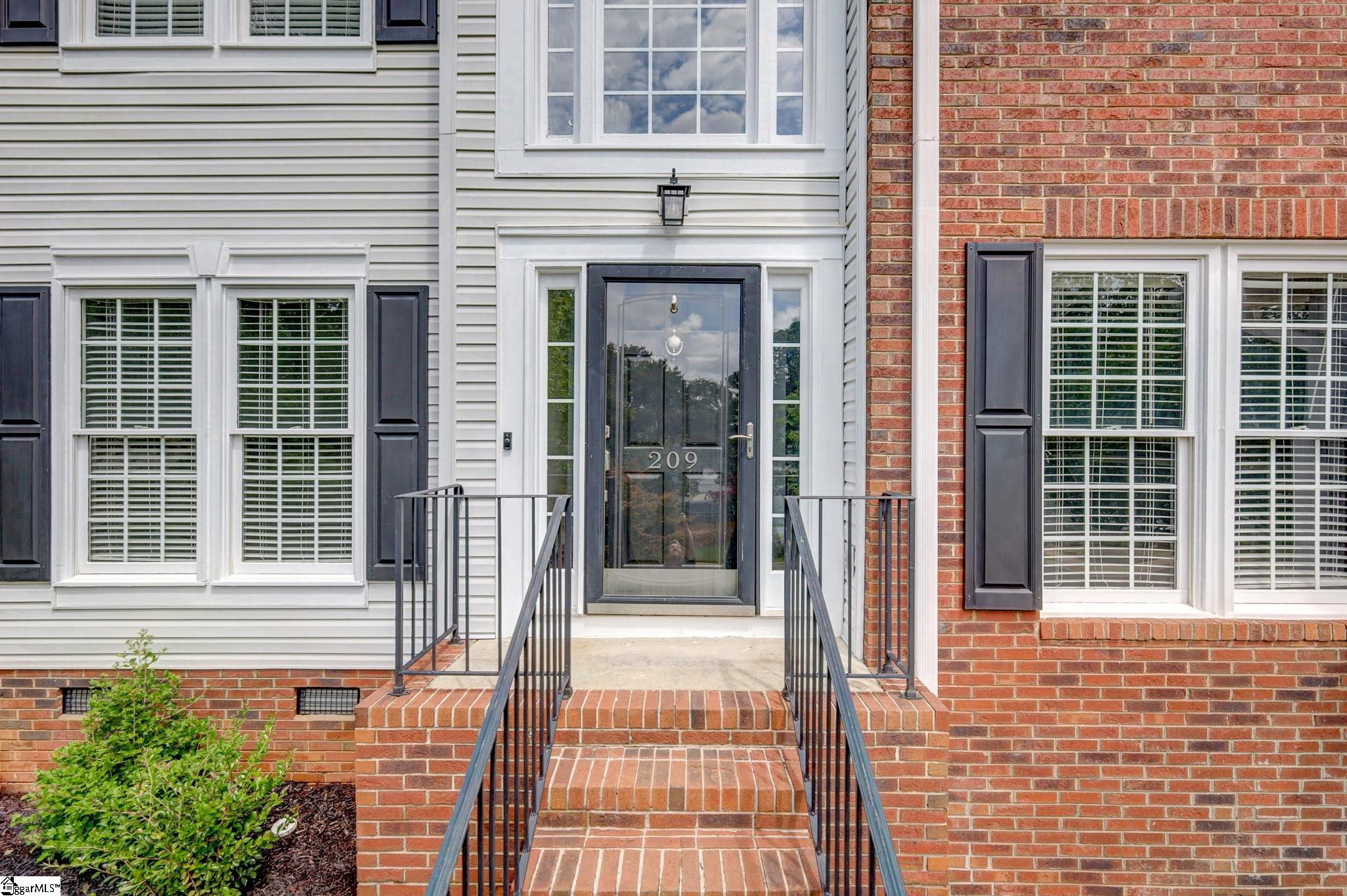 209 Timberleaf Drive